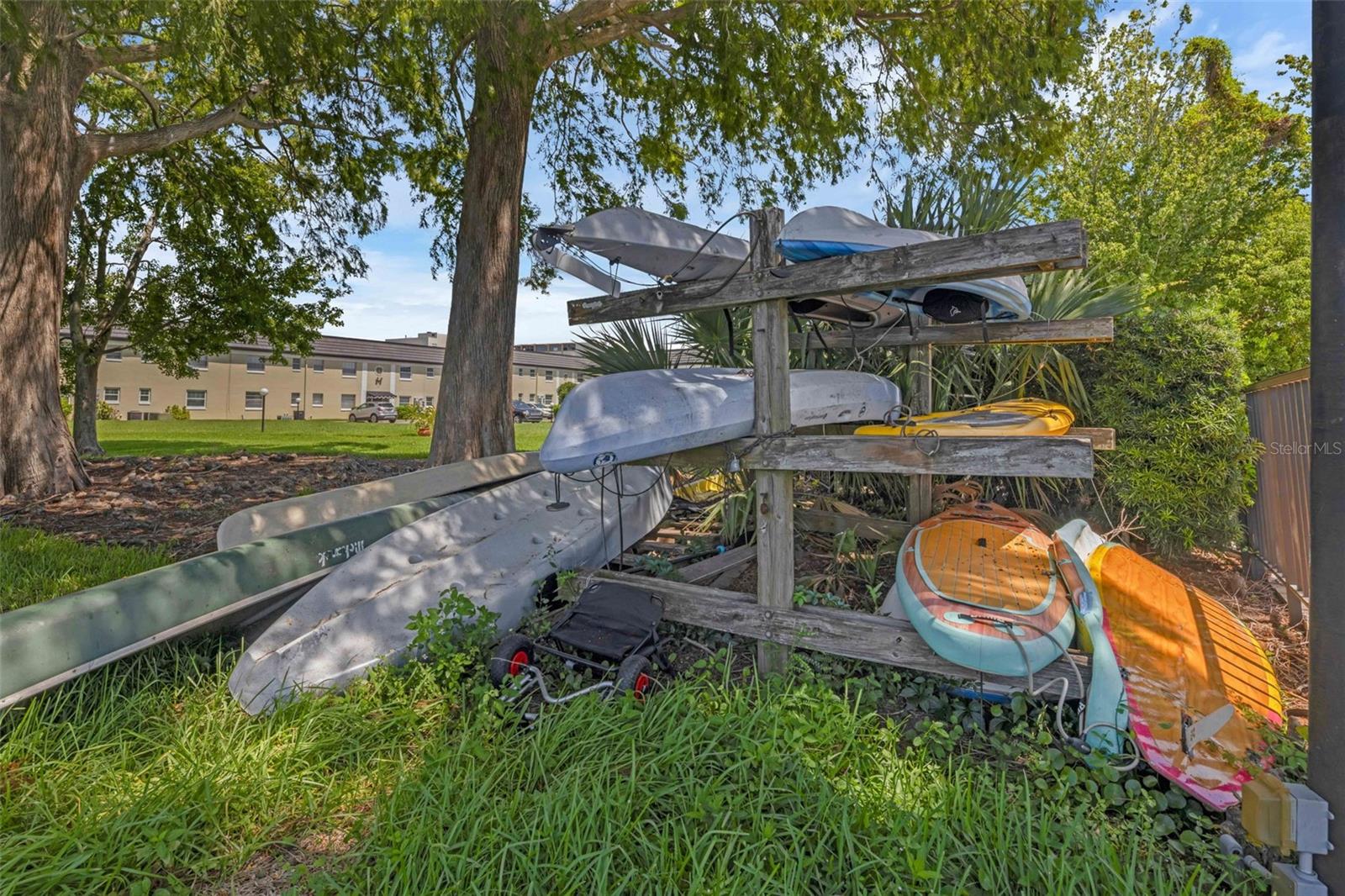 Image 43 of 54 For 130 Killarney Bay Court 5-3