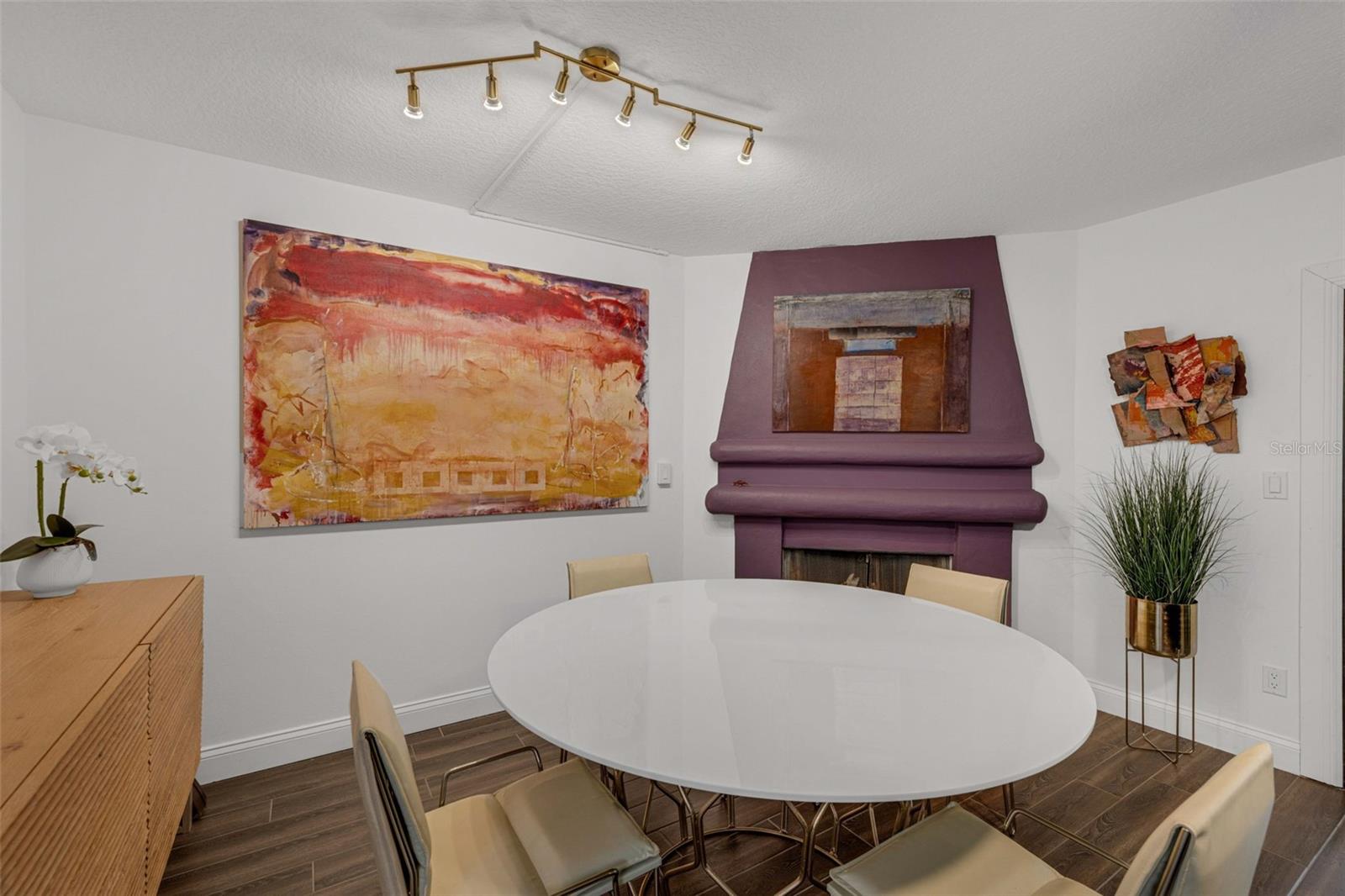 Image 6 of 54 For 130 Killarney Bay Court 5-3