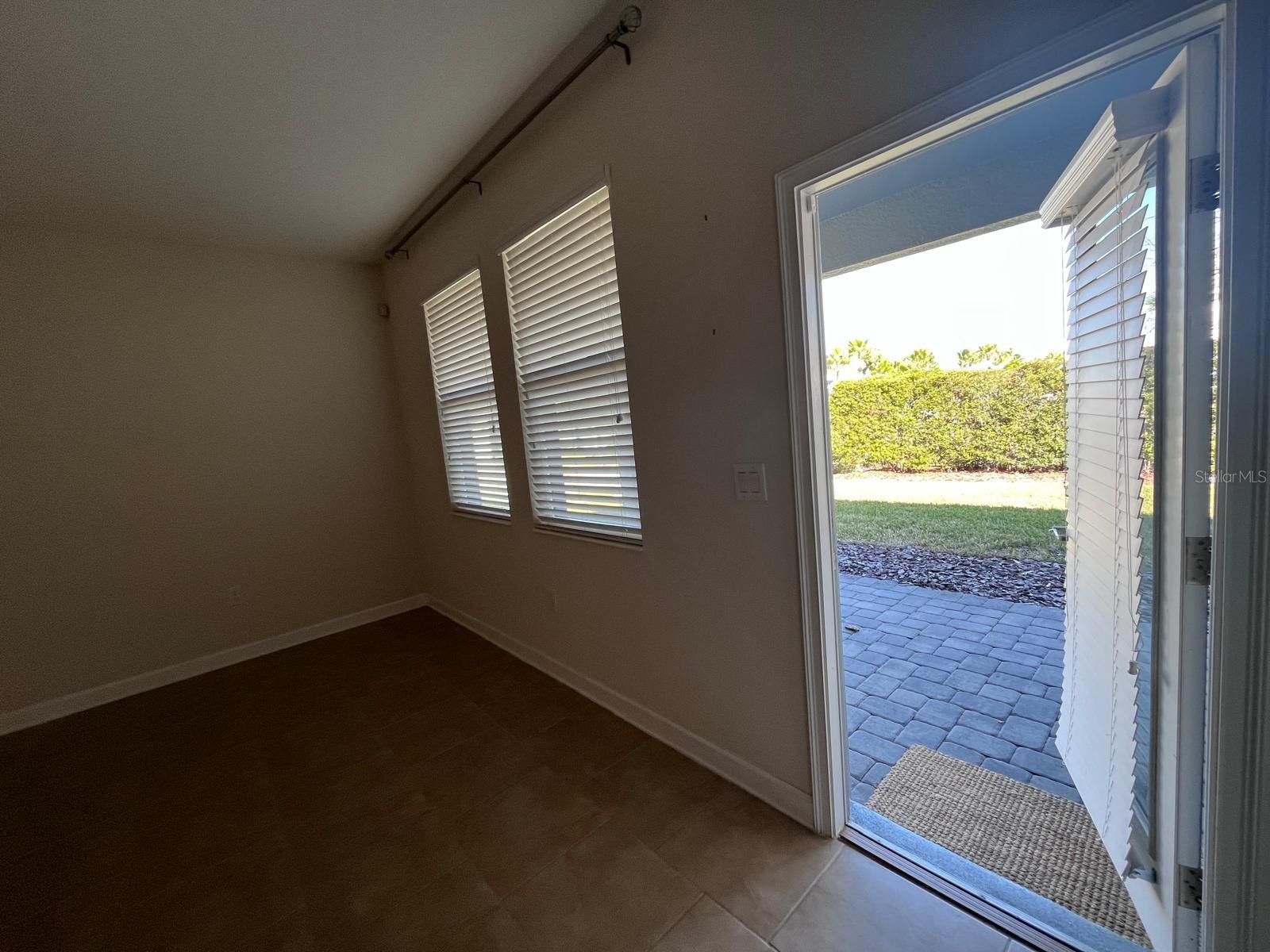 Image 14 of 35 For 1401 Clubman Drive