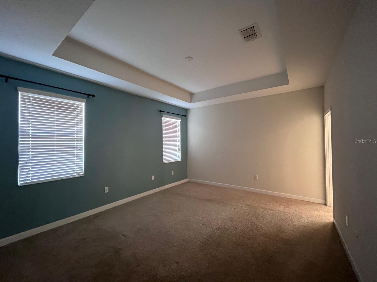 Image 25 of 35 For 1401 Clubman Drive