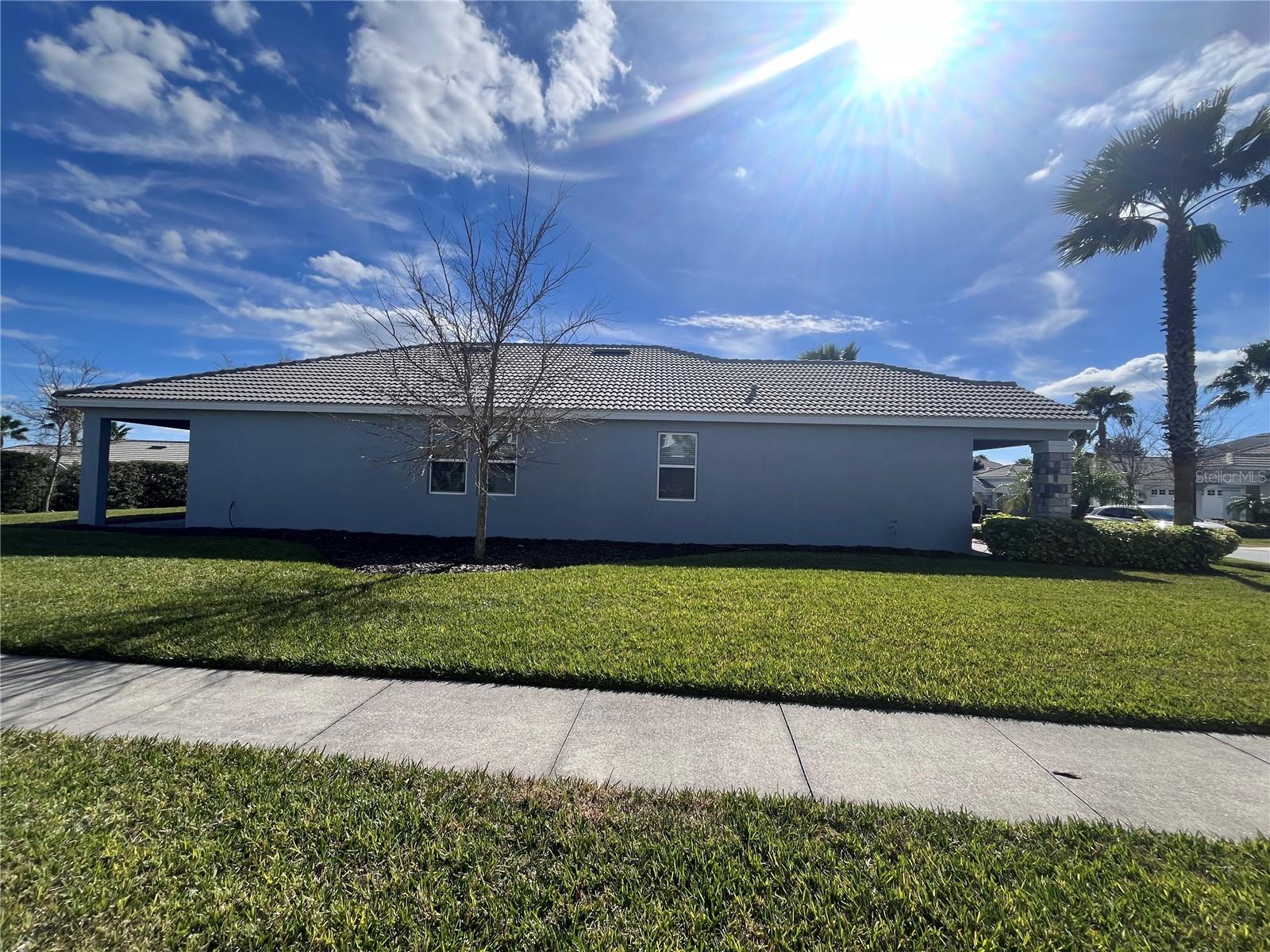 Image 4 of 35 For 1401 Clubman Drive