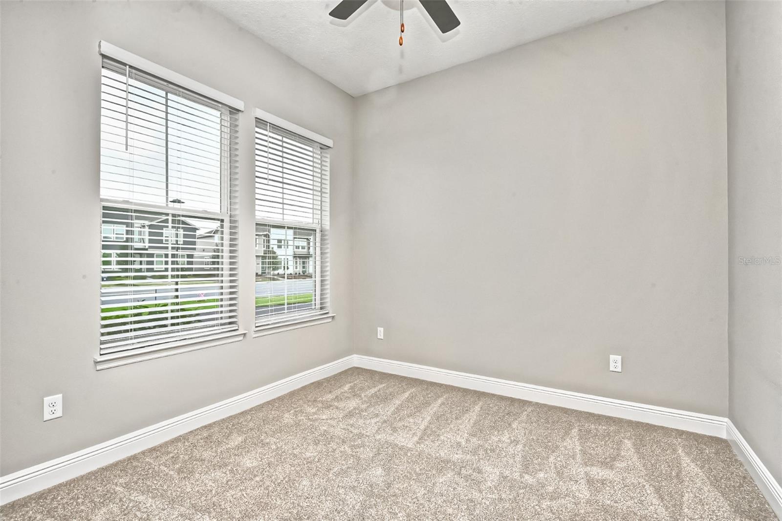 Image 11 of 34 For 2941 Voyager Avenue