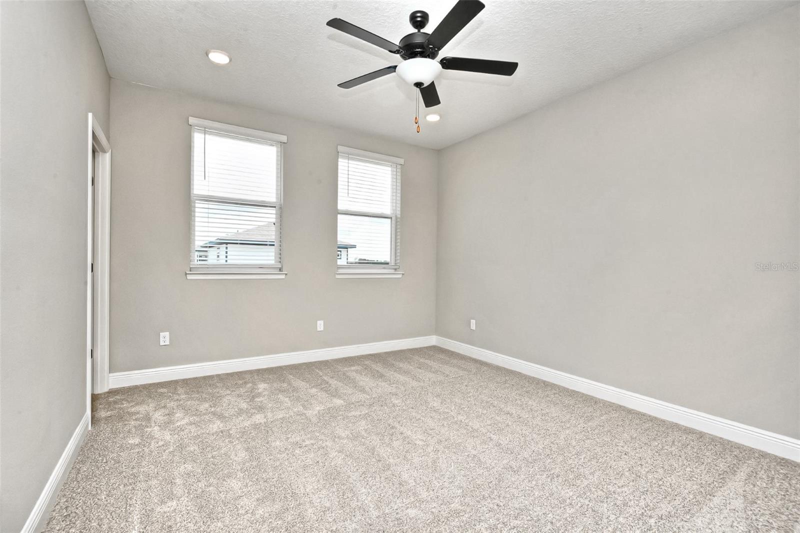 Image 14 of 34 For 2941 Voyager Avenue