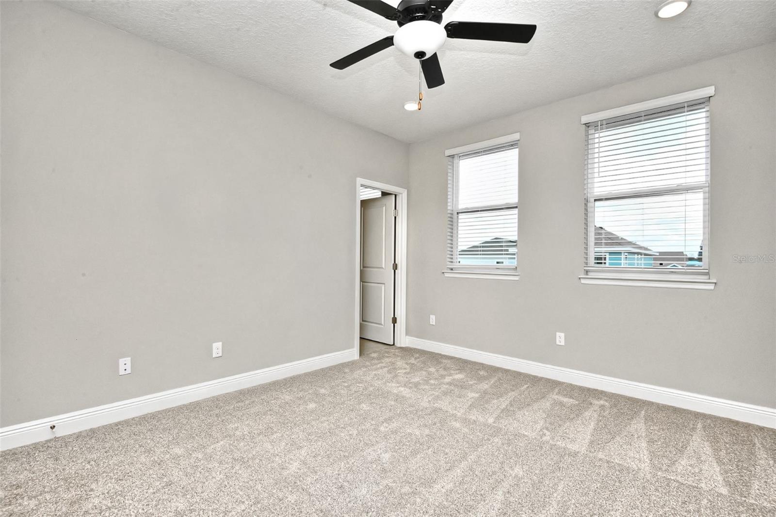 Image 15 of 34 For 2941 Voyager Avenue