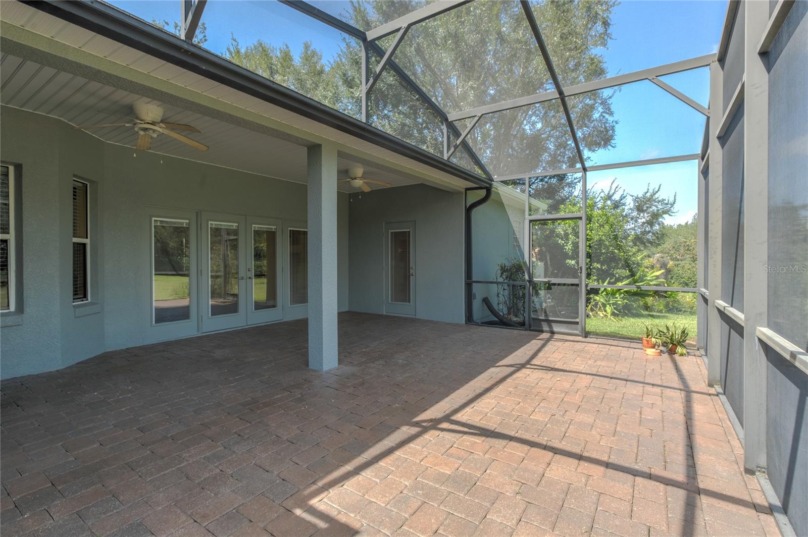 Image 14 of 37 For 7643 Lake Angelina Drive