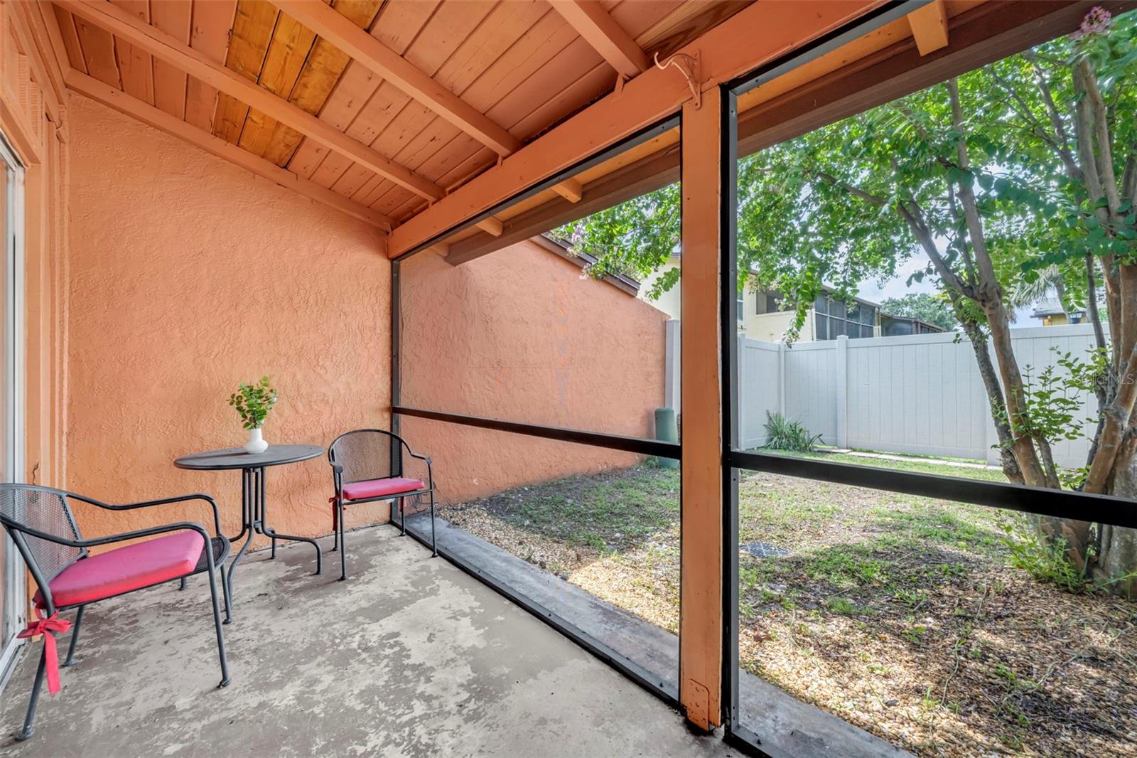 Image 17 of 29 For 734 Michigan Street 113