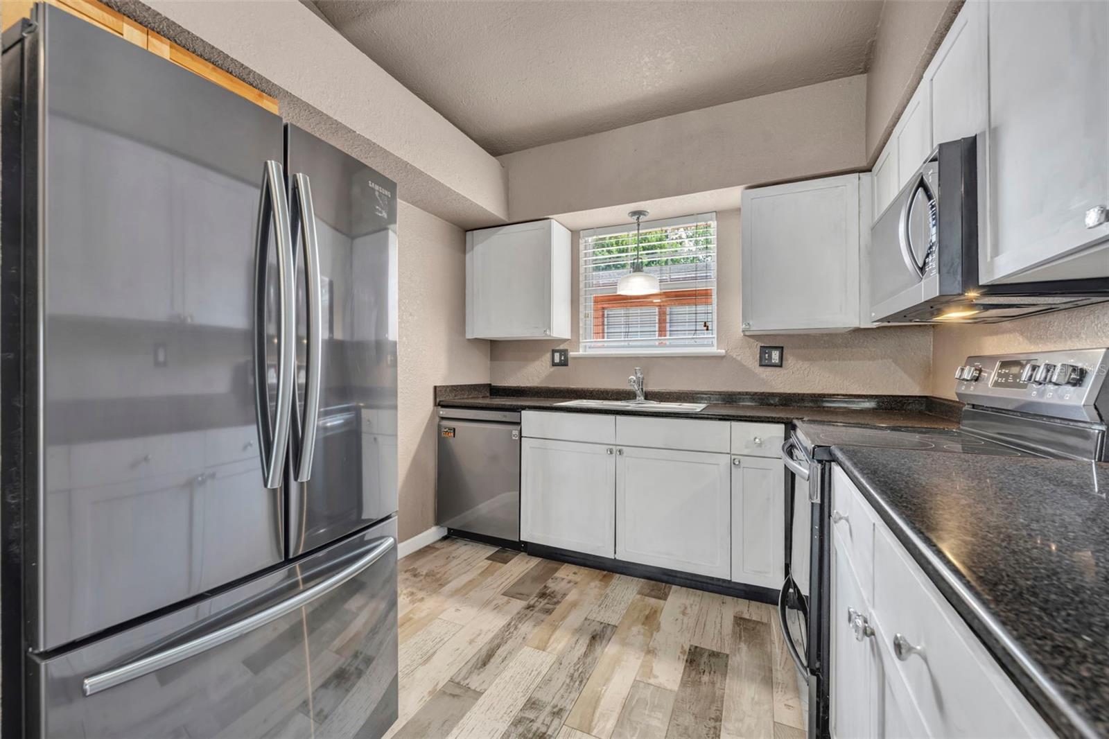 Image 6 of 29 For 734 Michigan Street 113