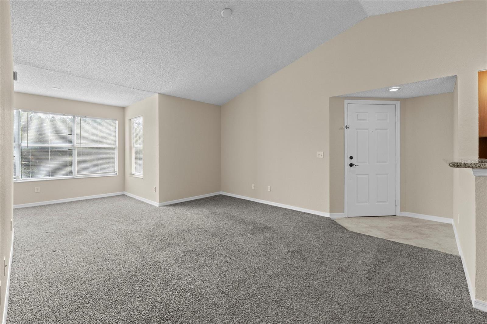 Image 13 of 30 For 5160 Conroy Road 34