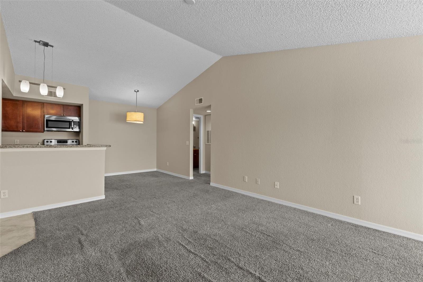 Image 14 of 30 For 5160 Conroy Road 34