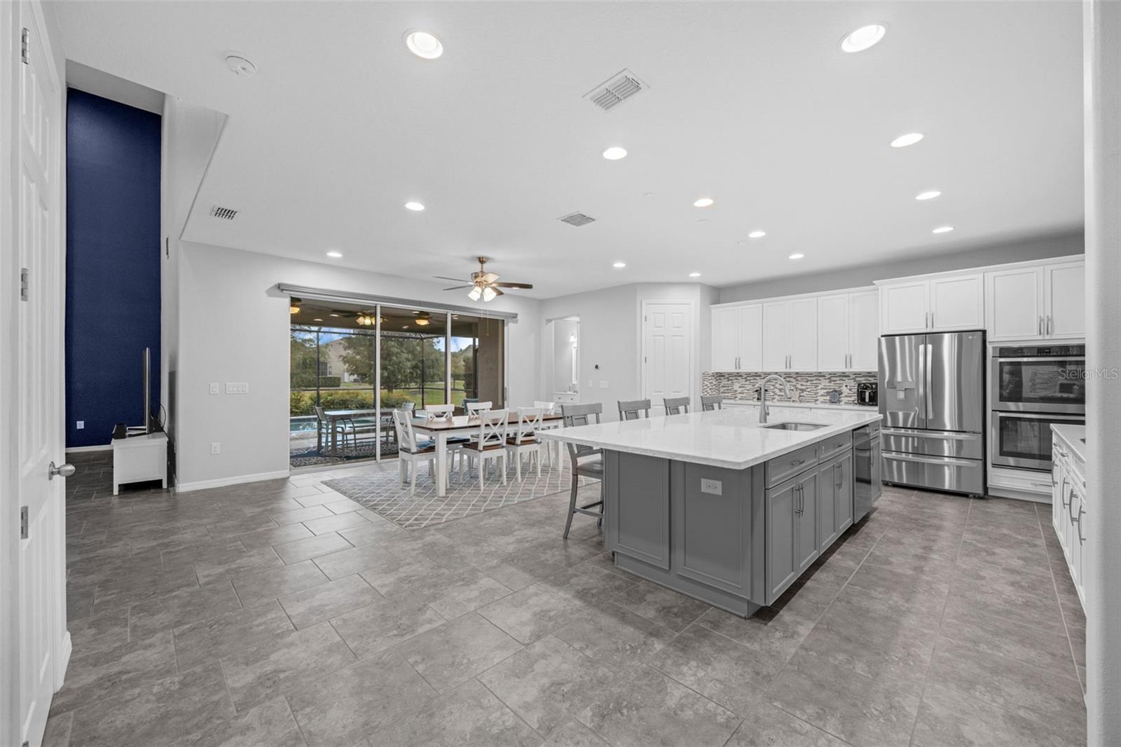 Image 17 of 77 For 14778 Ellingsworth Lane