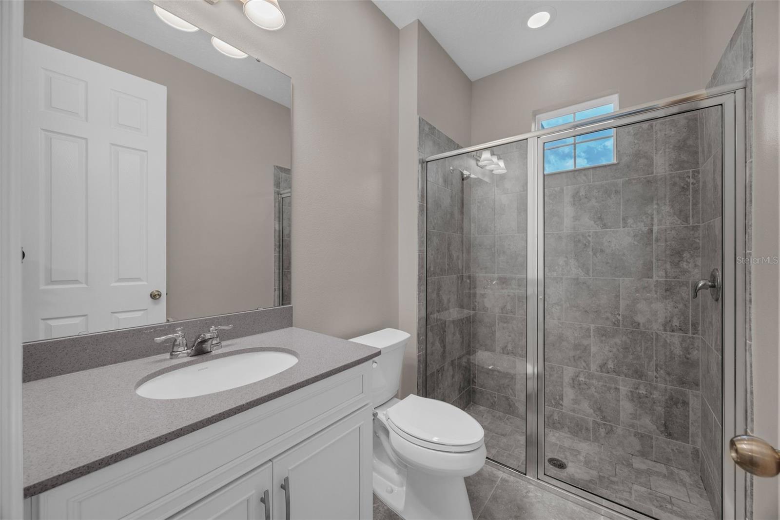 Image 33 of 77 For 14778 Ellingsworth Lane