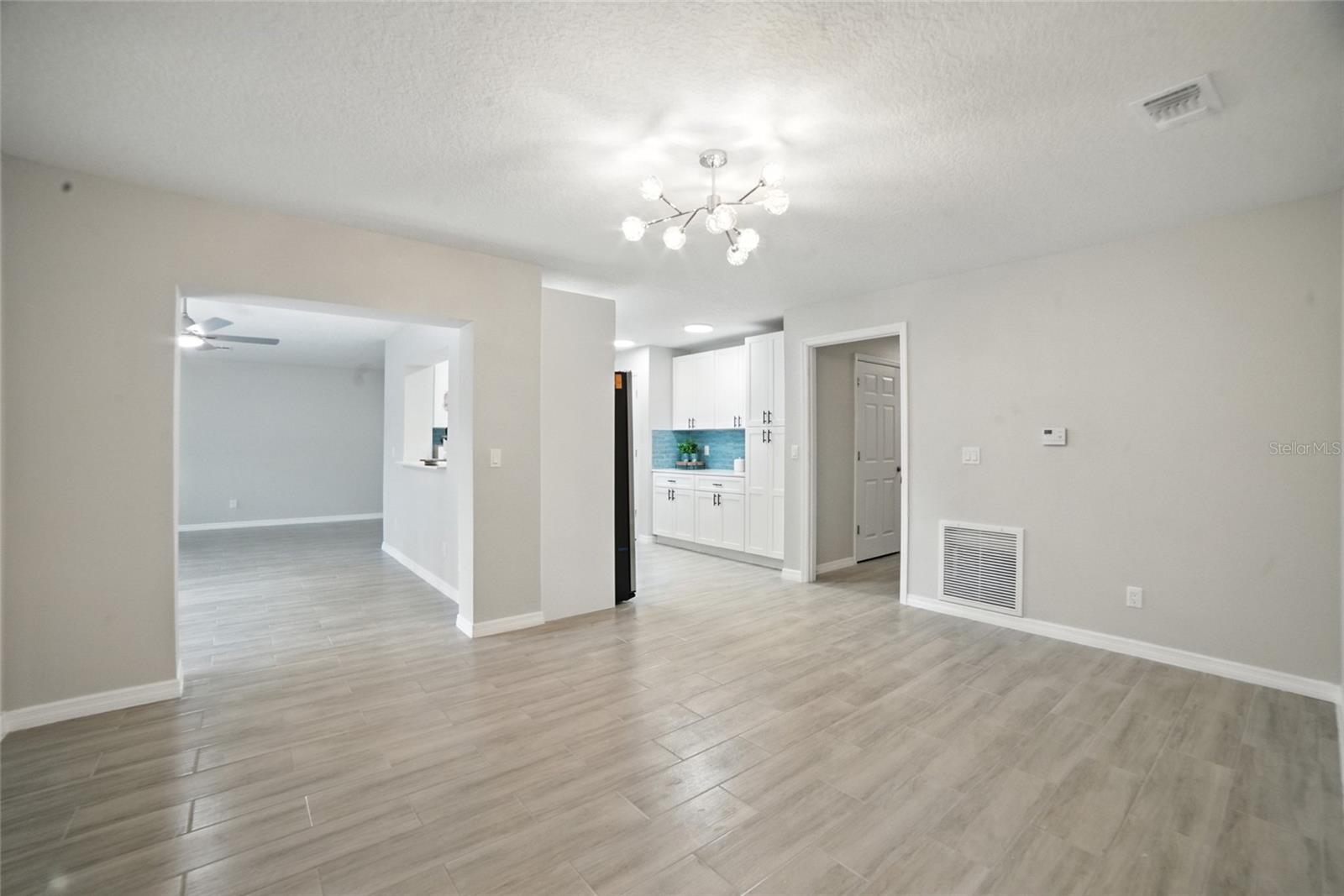 Image 21 of 34 For 2739 Bolder Lane