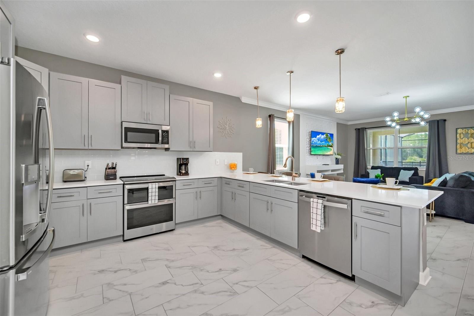 Image 11 of 72 For 2832 Simile Street