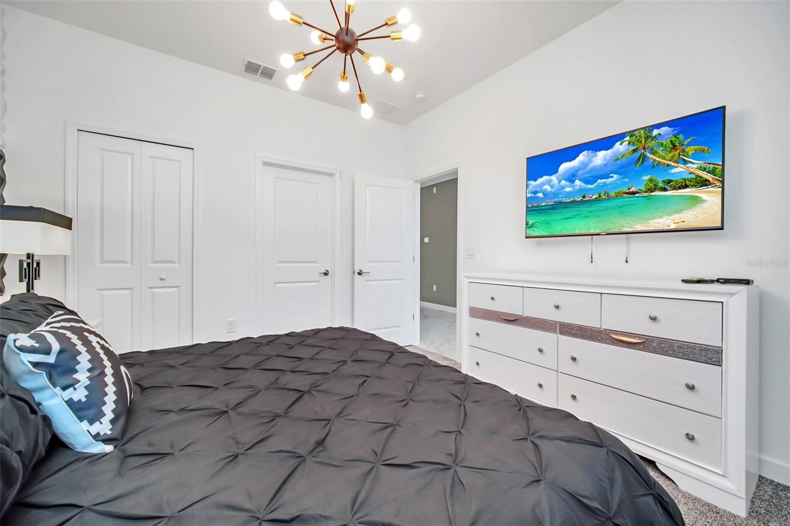 Image 29 of 72 For 2832 Simile Street