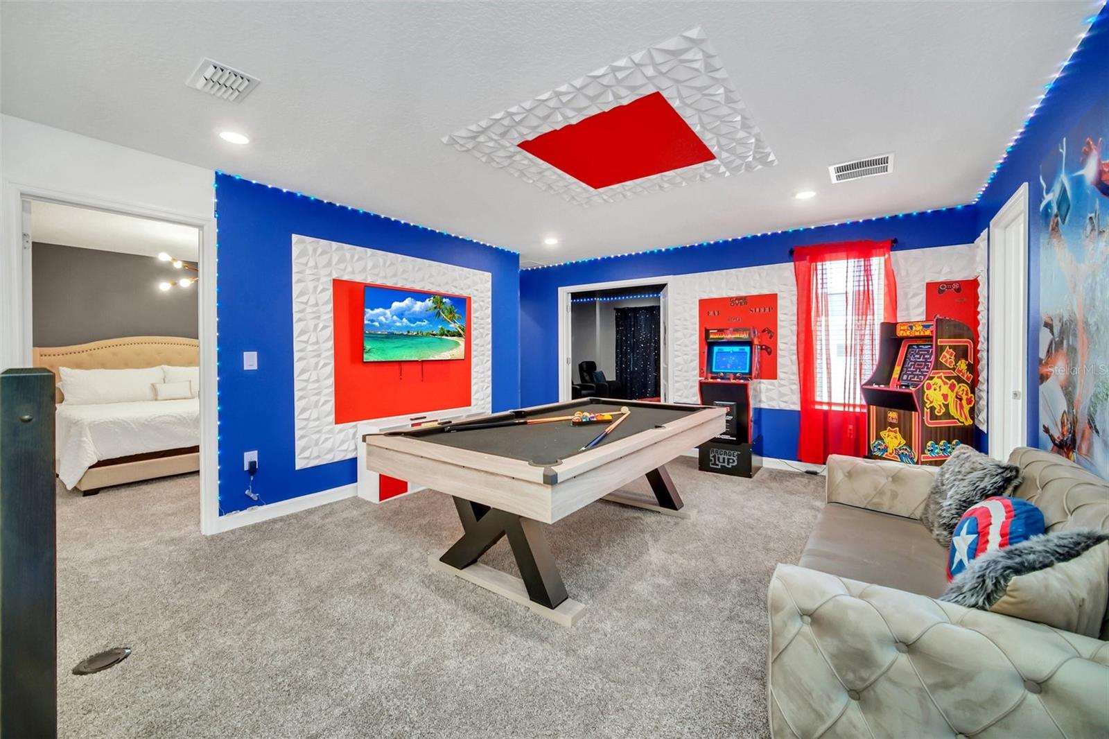 Image 31 of 72 For 2832 Simile Street