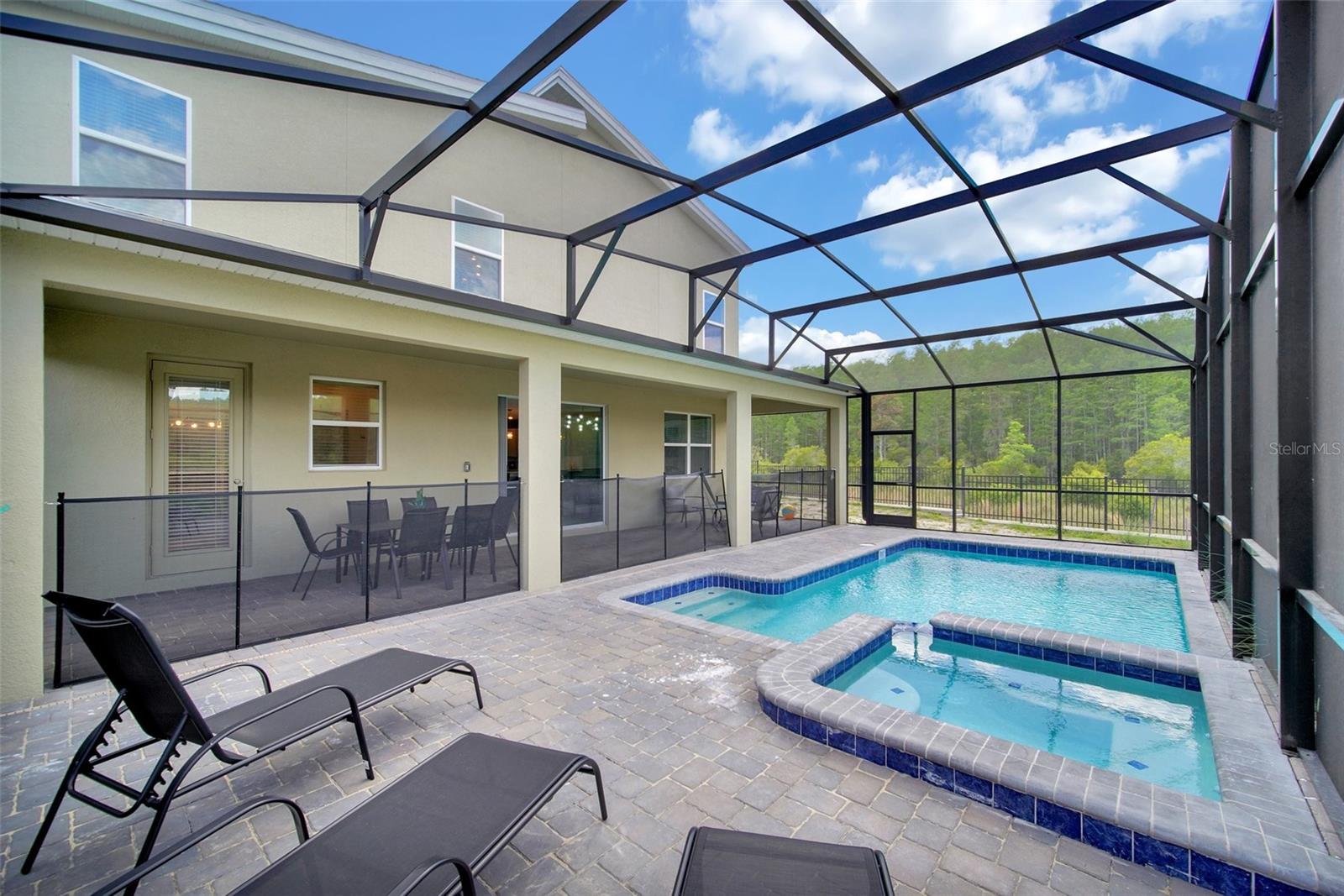 Image 65 of 72 For 2832 Simile Street
