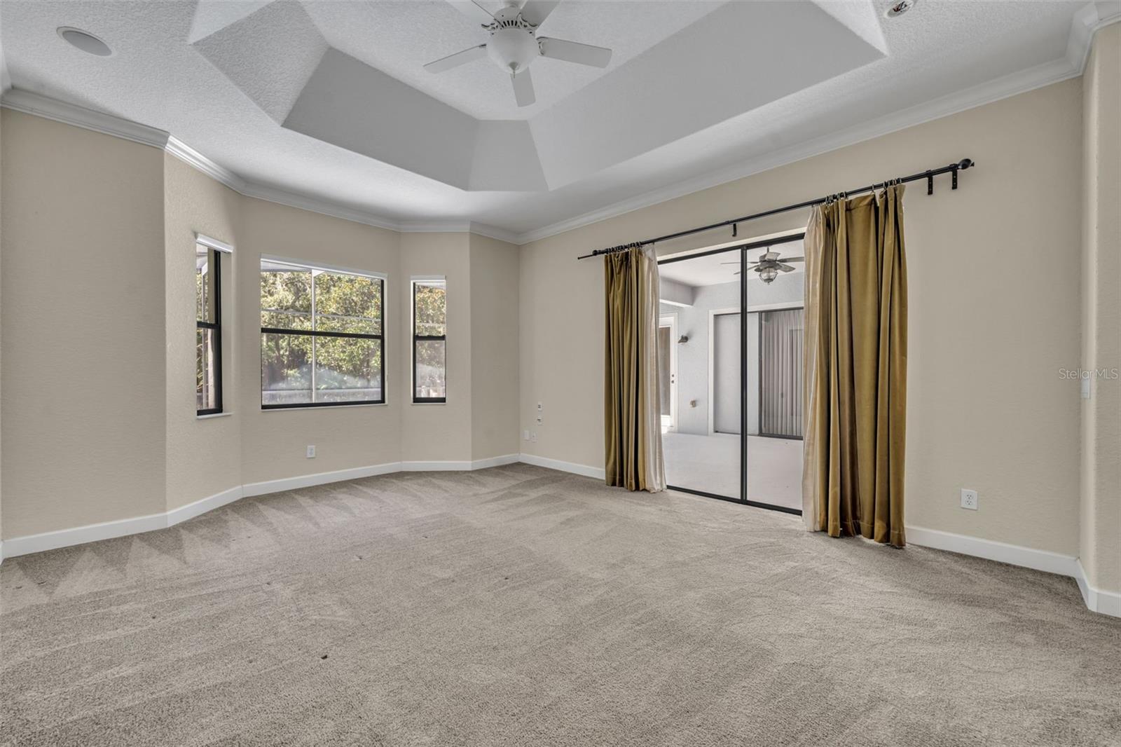 Image 16 of 44 For 13916 Bramble Bush Court