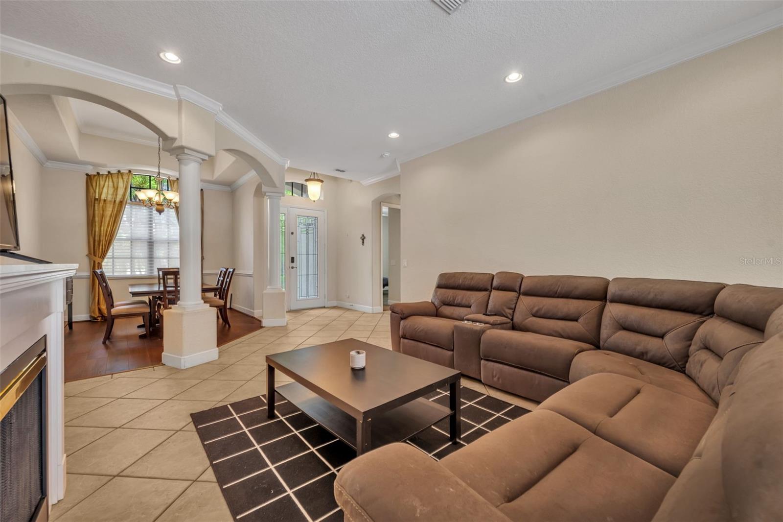 Image 6 of 44 For 13916 Bramble Bush Court