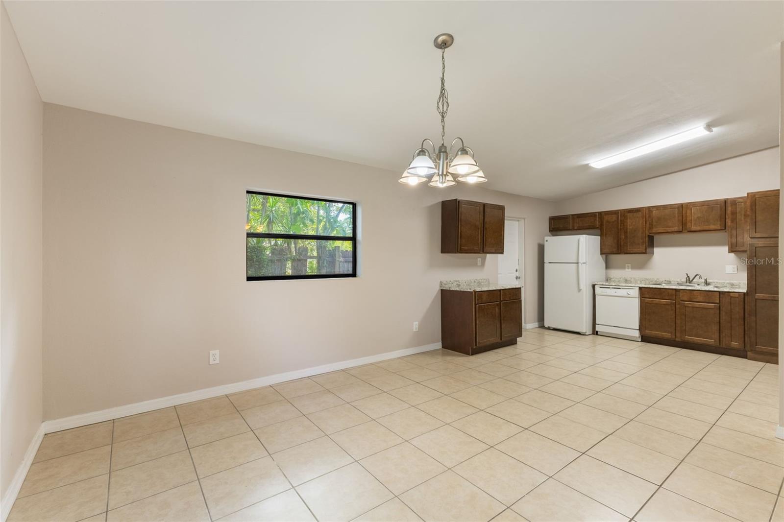 Image 10 of 19 For 212 Homewood Drive