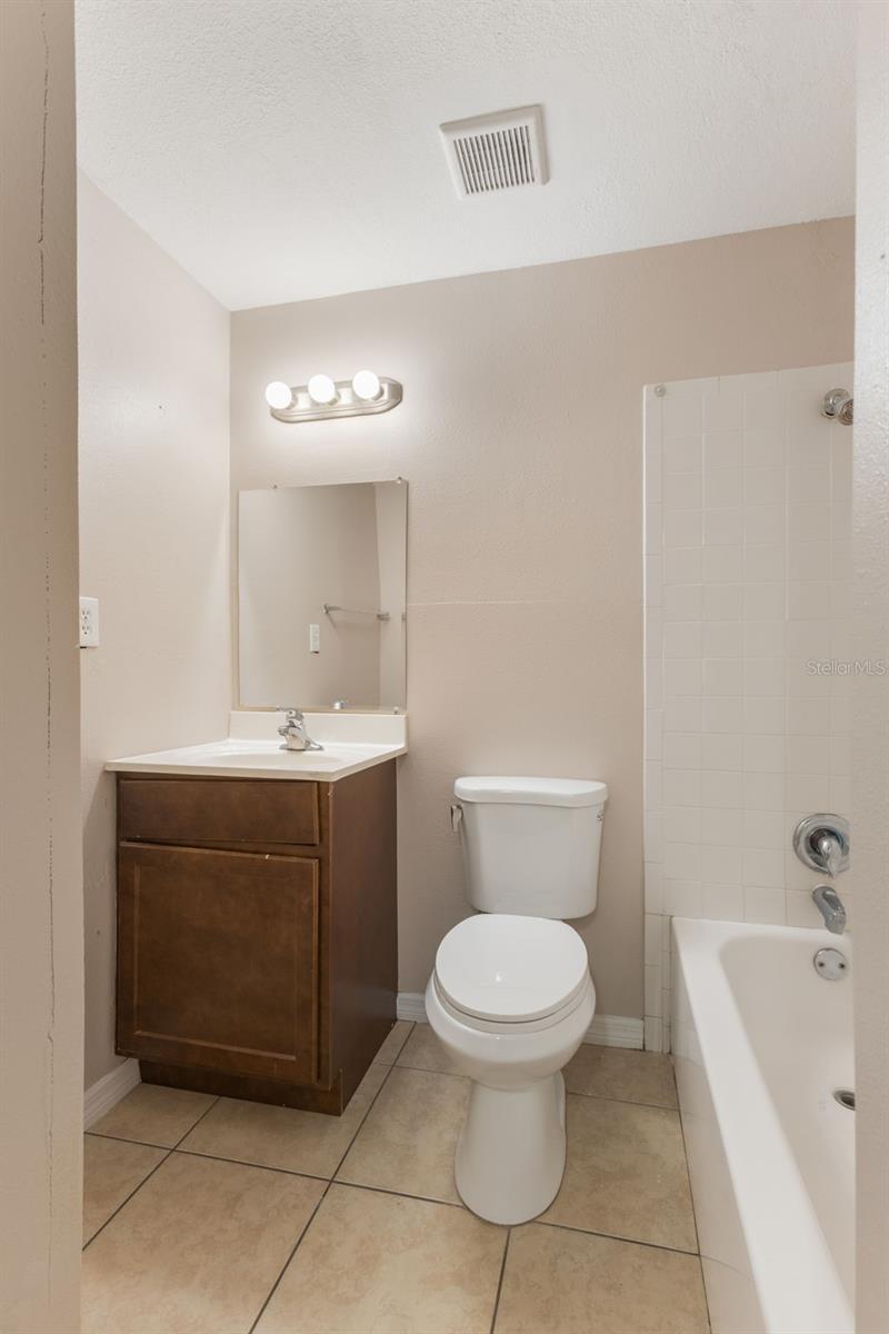 Image 14 of 19 For 212 Homewood Drive