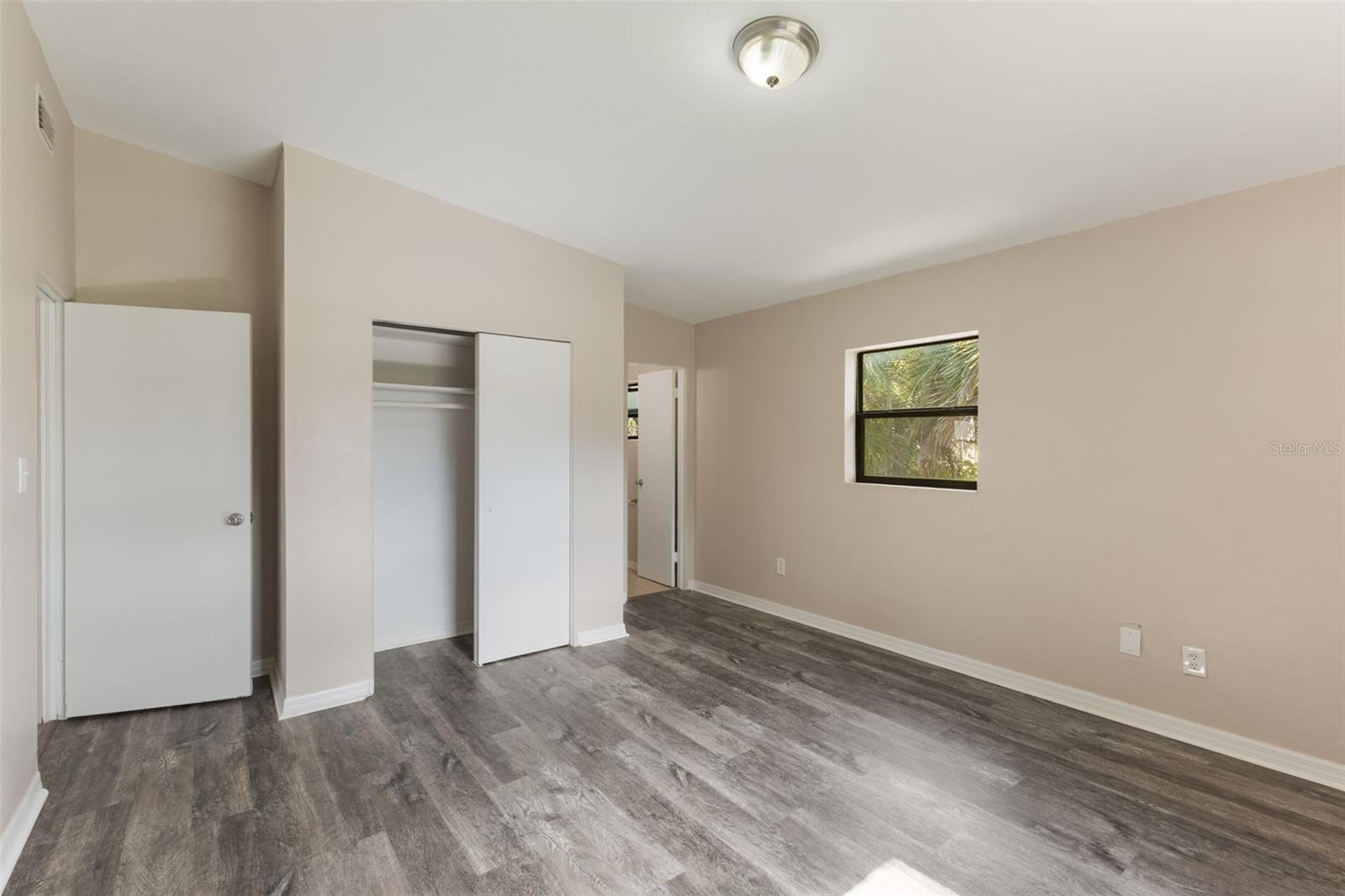 Image 16 of 19 For 212 Homewood Drive