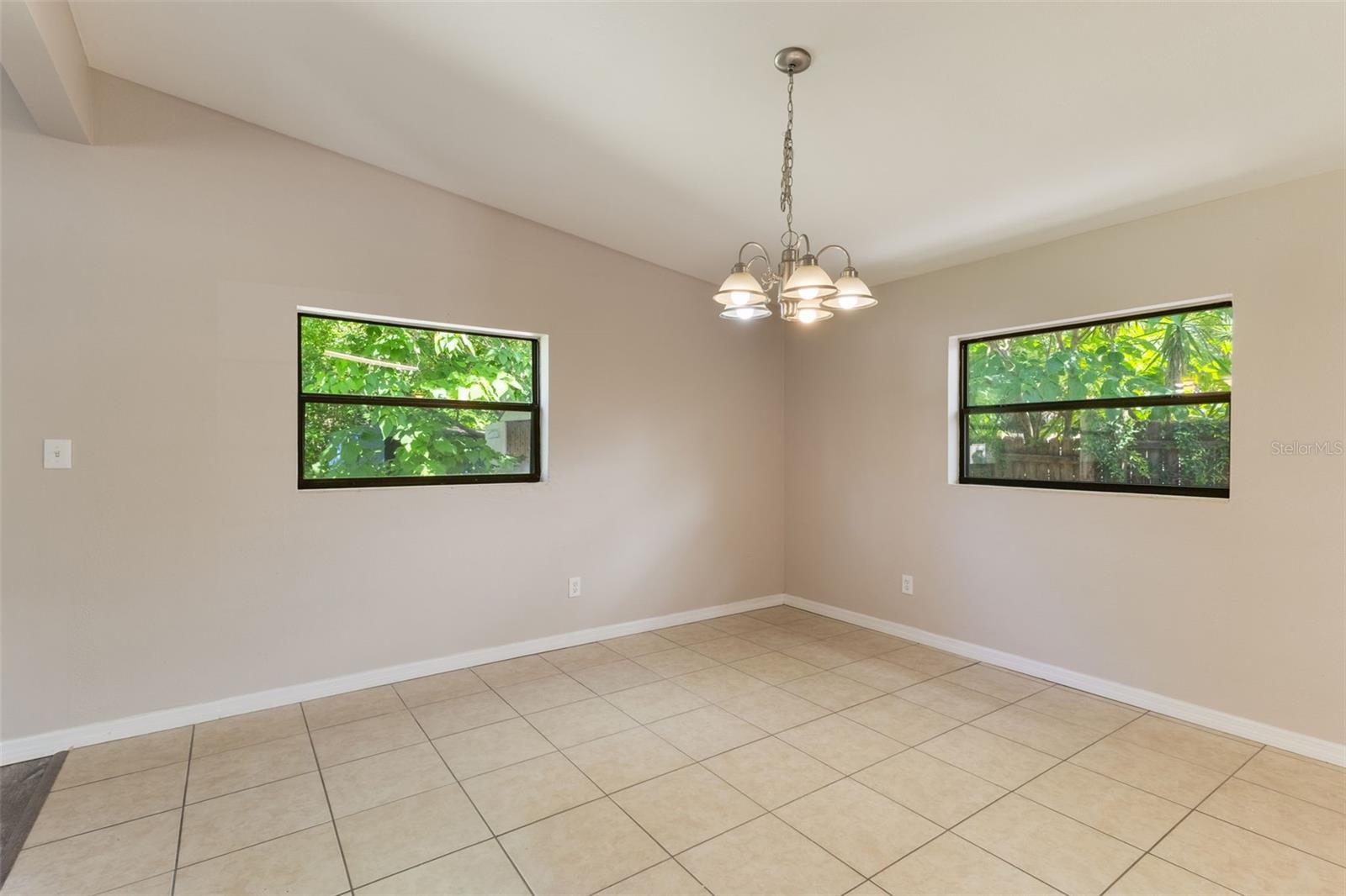 Image 6 of 19 For 212 Homewood Drive