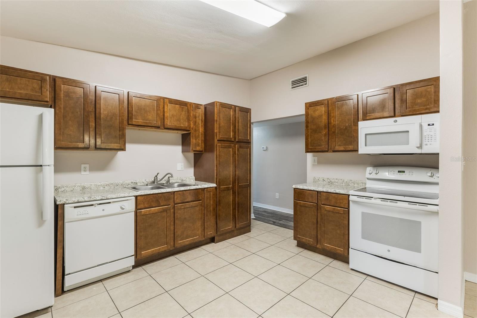 Image 9 of 19 For 212 Homewood Drive