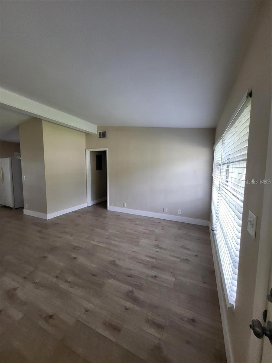 Image 13 of 15 For 1600 Baltimore Drive