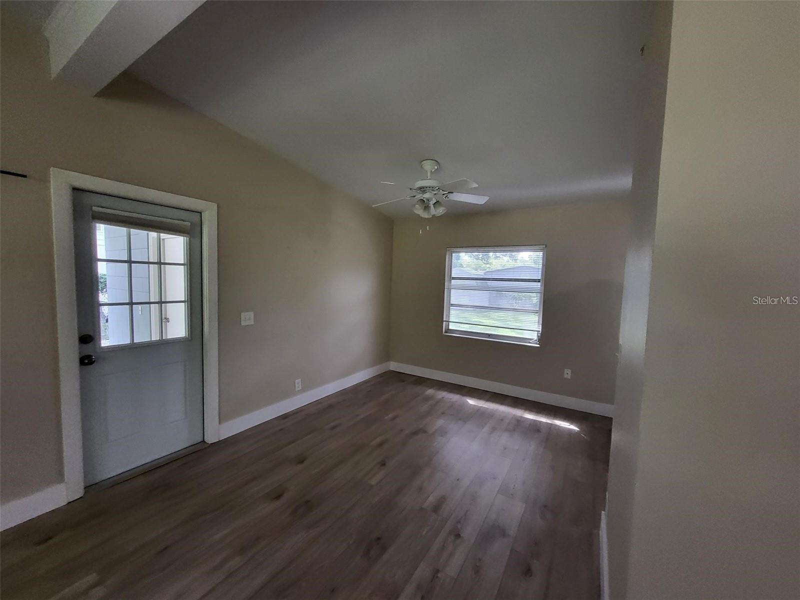 Image 7 of 15 For 1600 Baltimore Drive