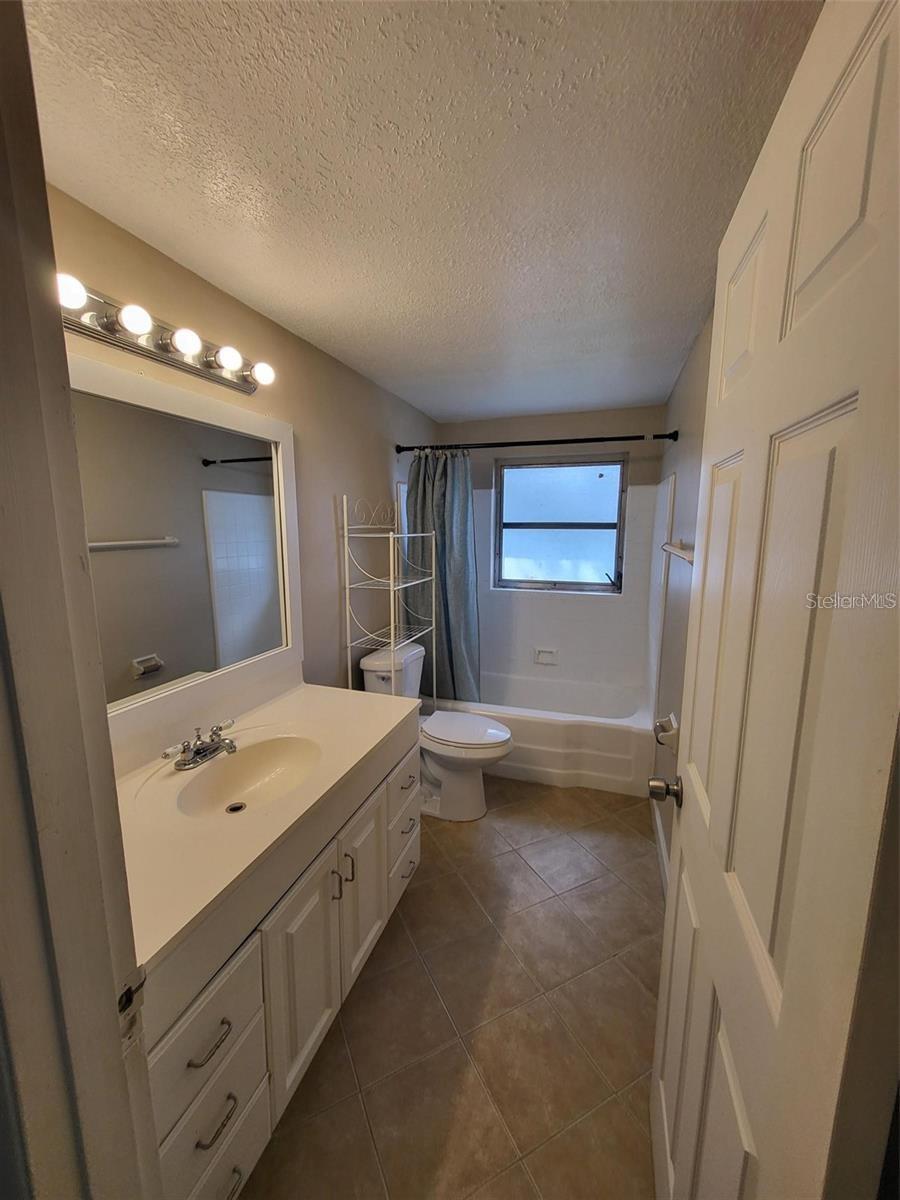 Image 8 of 15 For 1600 Baltimore Drive