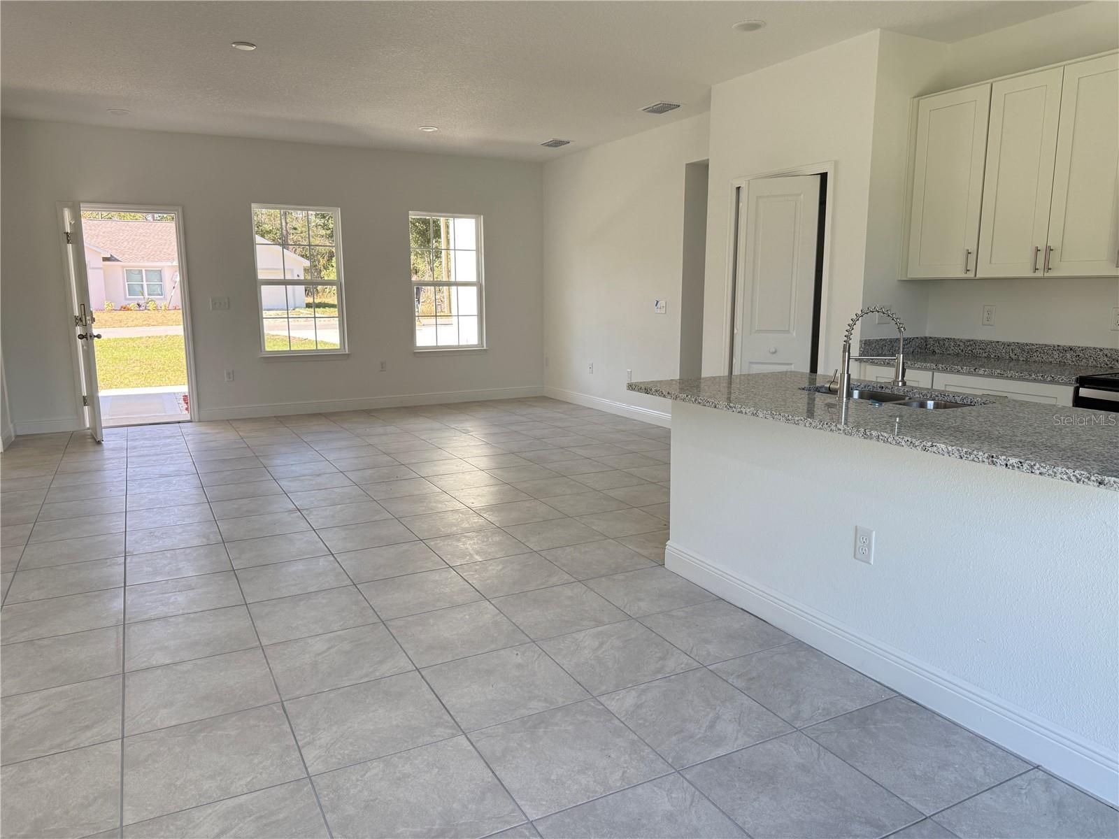Image 4 of 25 For 6365 Sw 156th St  9