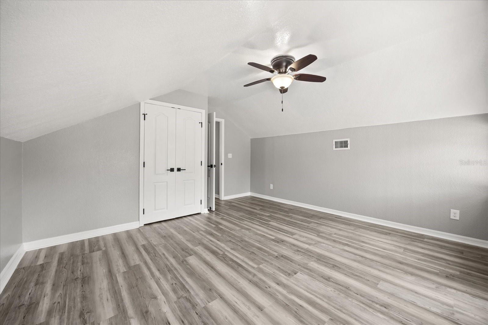 Image 22 of 44 For 748 Altaloma Avenue