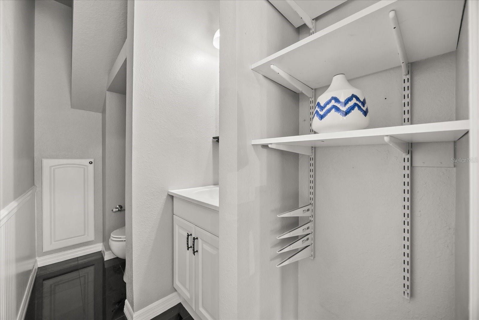 Image 25 of 44 For 748 Altaloma Avenue