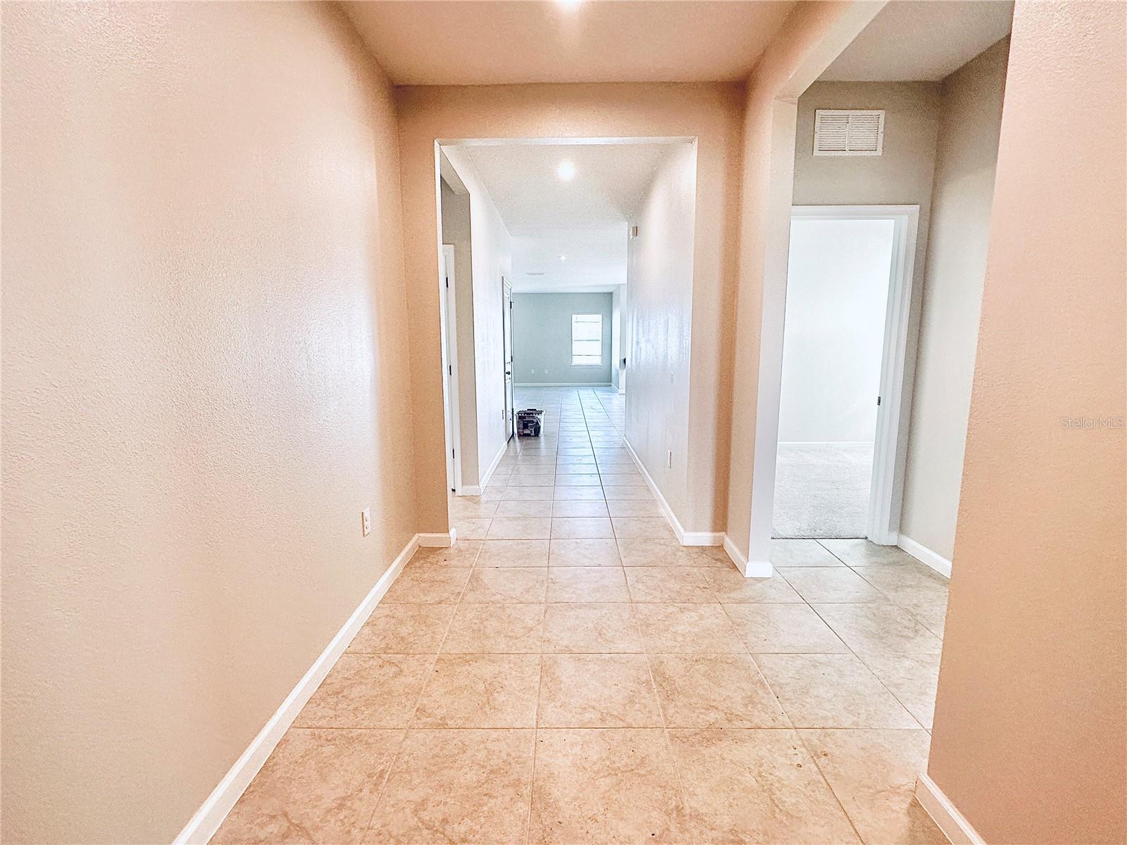 Image 3 of 21 For 5587 Toulouse Lane