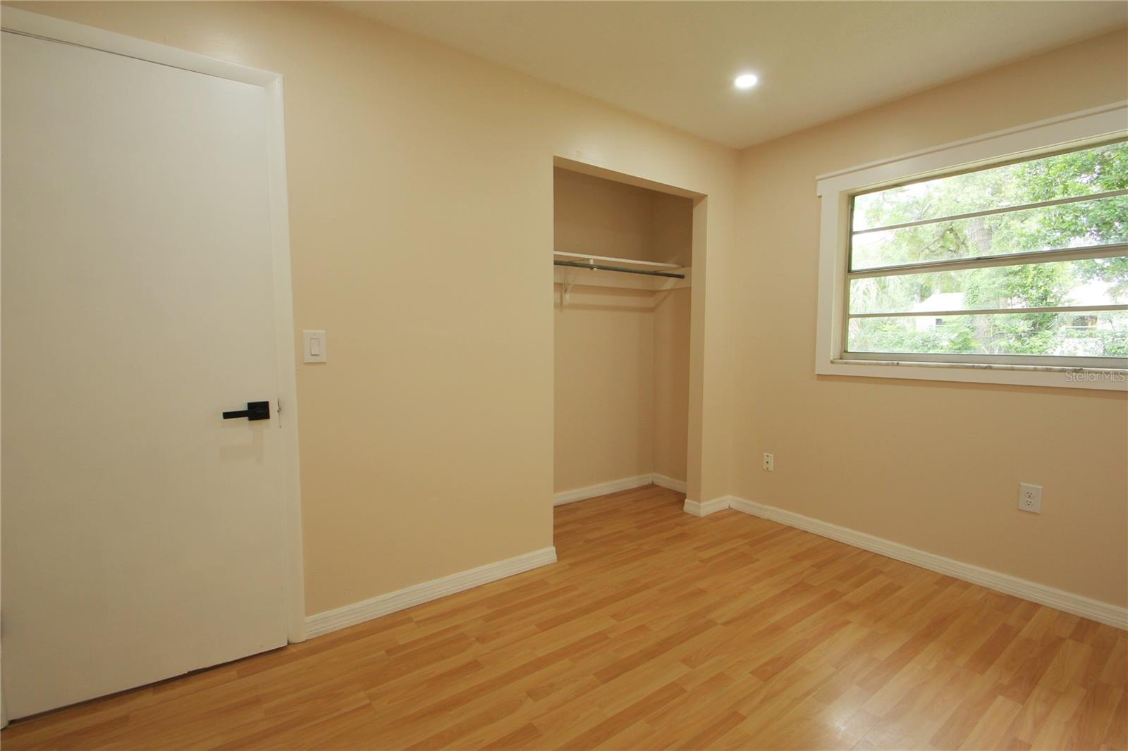 Image 17 of 35 For 609 Balsa Drive
