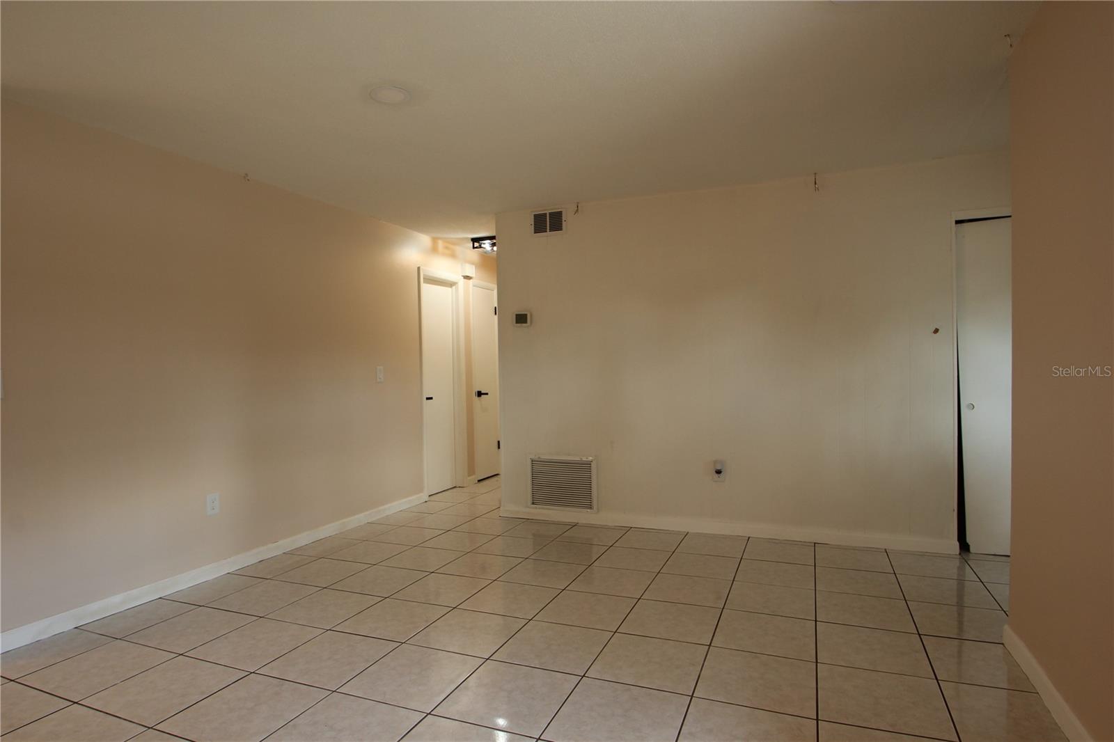Image 25 of 35 For 609 Balsa Drive