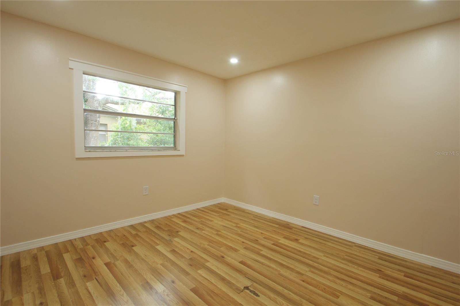 Image 4 of 35 For 609 Balsa Drive