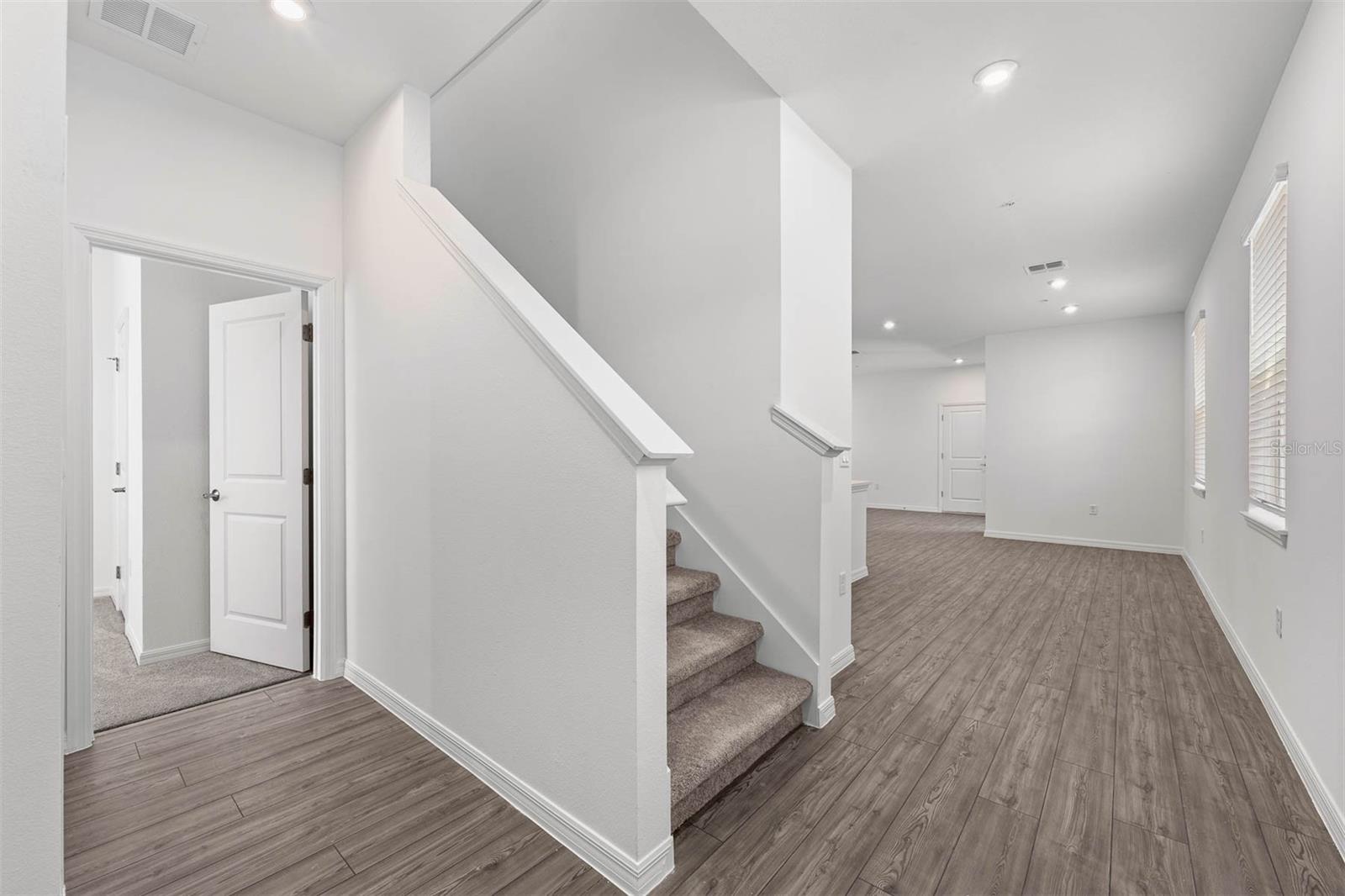 Image 2 of 31 For 5618 Stockade Boulevard