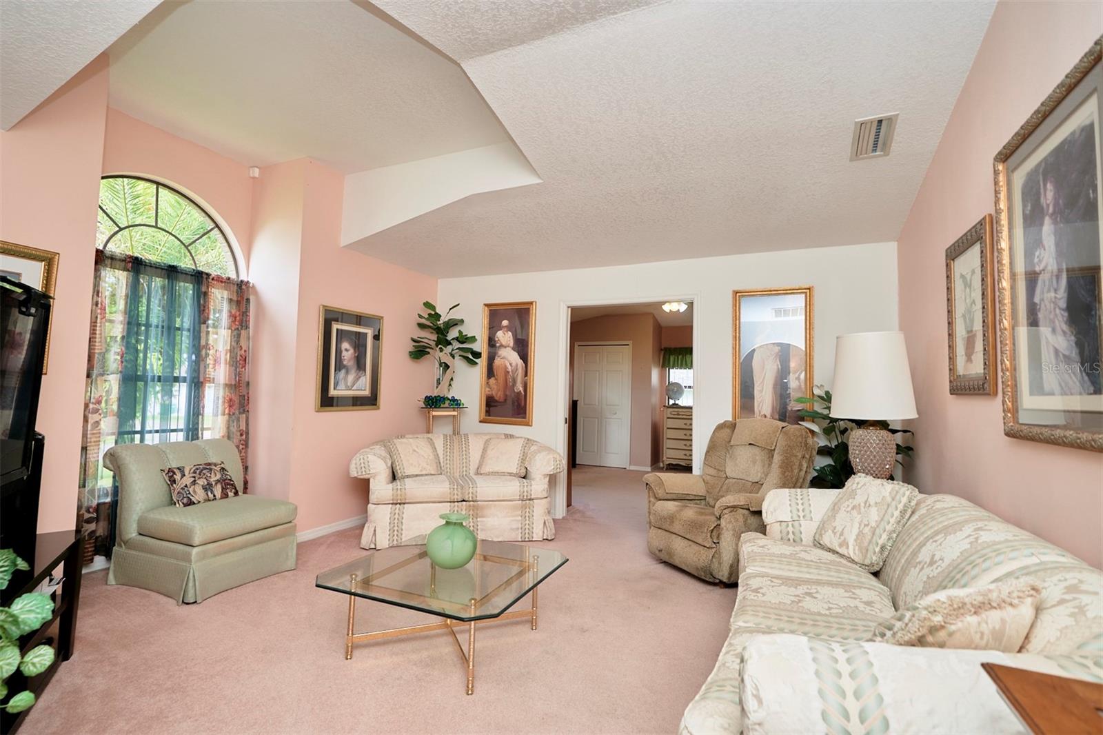 Image 5 of 46 For 672 Altura Drive