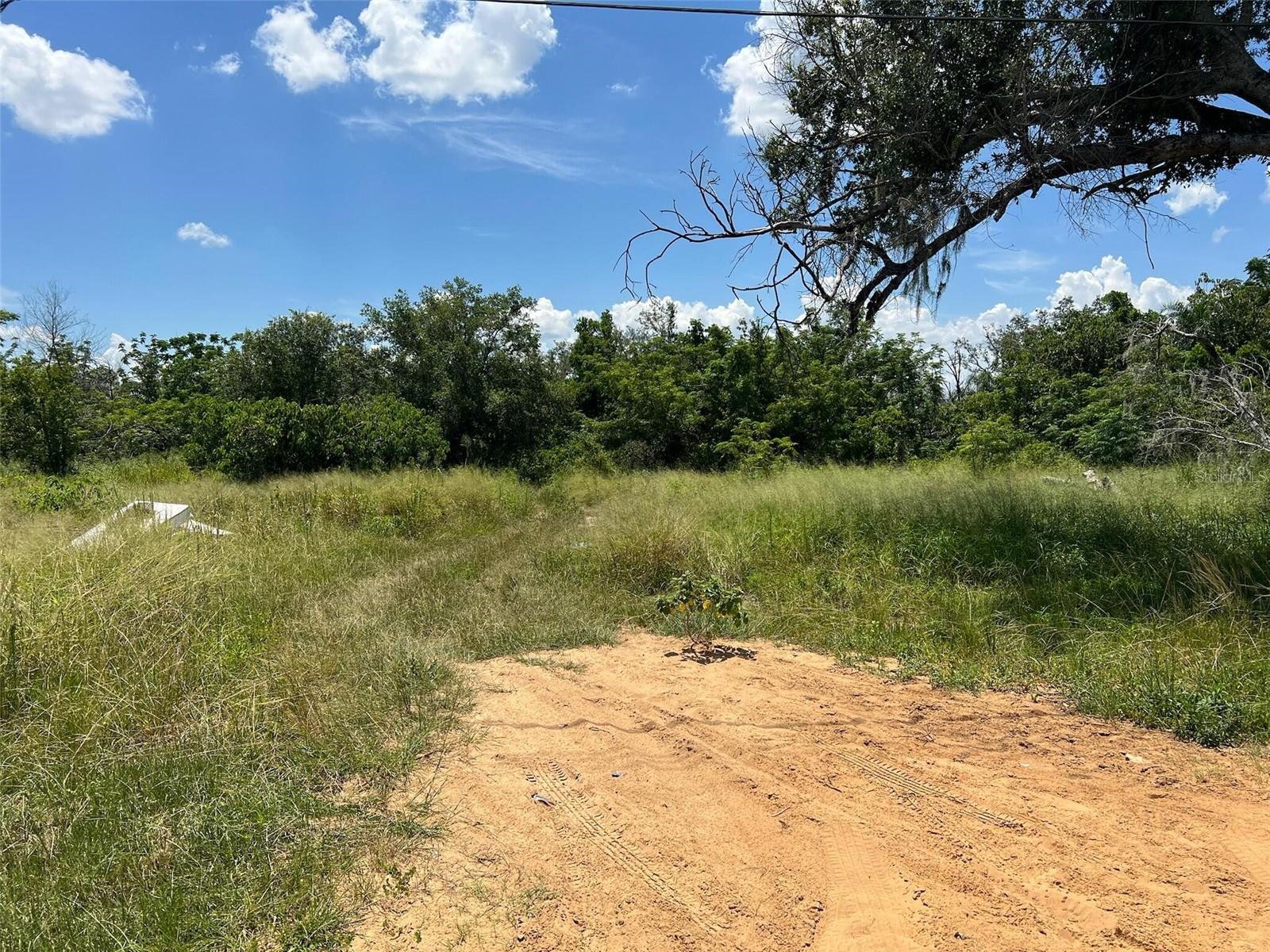 Details for 935 Griffin Road, FROSTPROOF, FL 33843