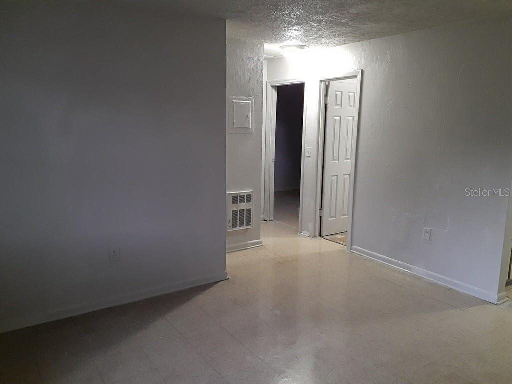 Image 8 of 10 For 409 Kilgore Street