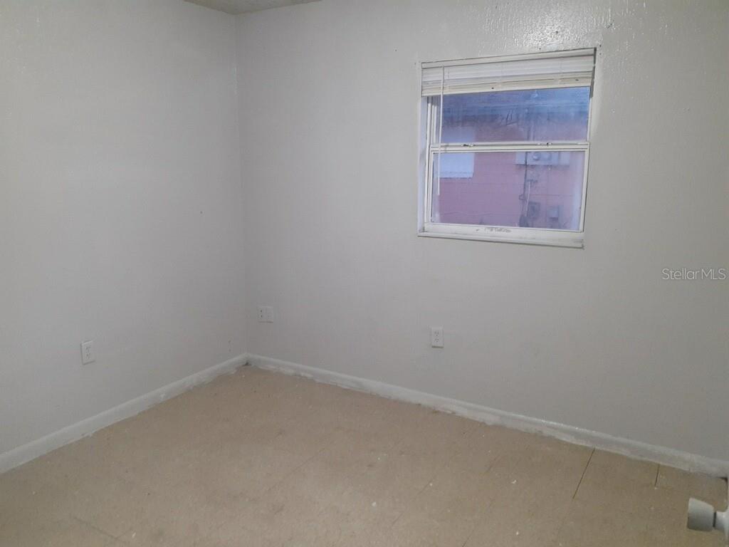 Image 9 of 10 For 409 Kilgore Street