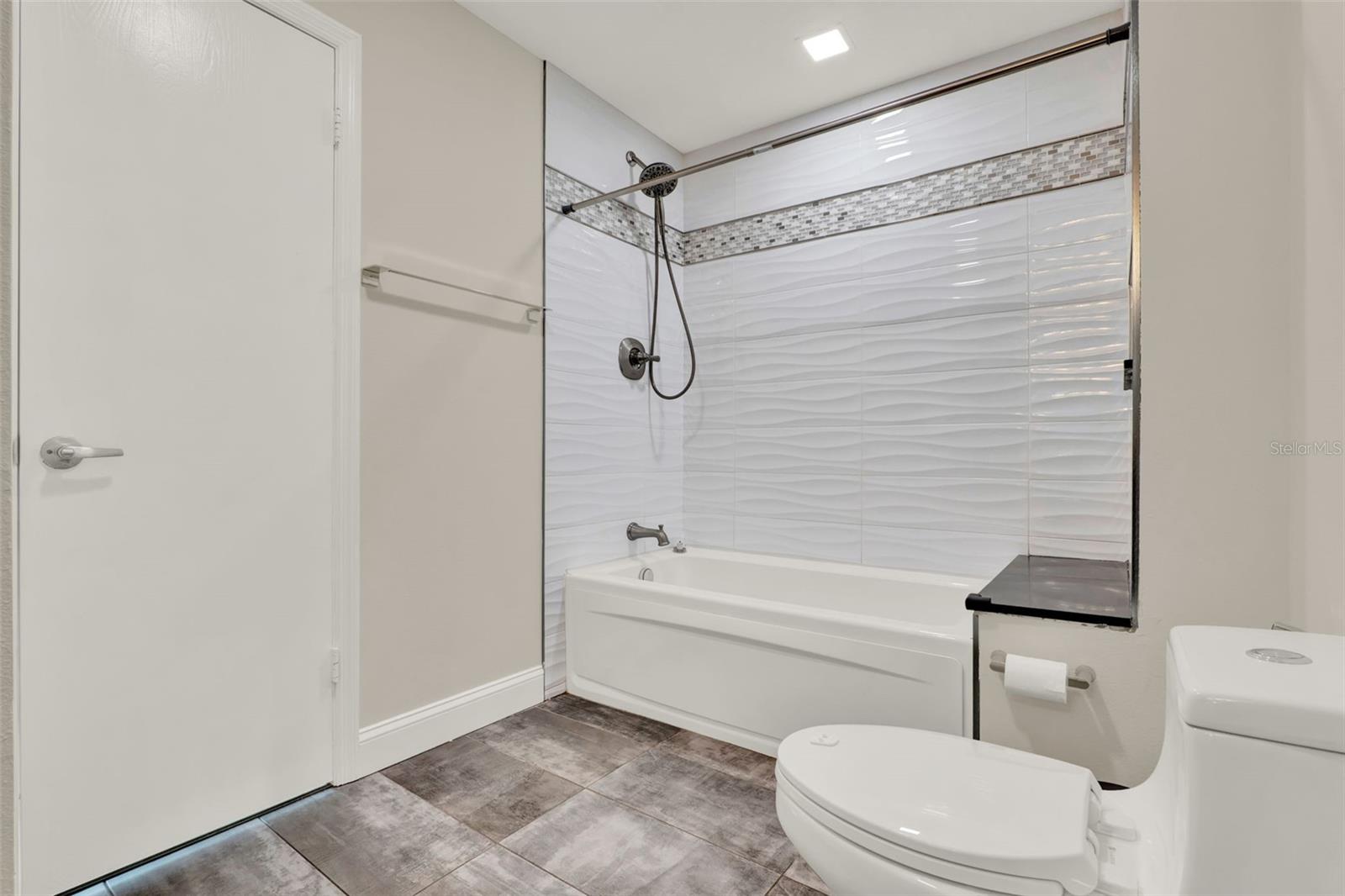 Image 10 of 20 For 8558 Cedar Cove Drive