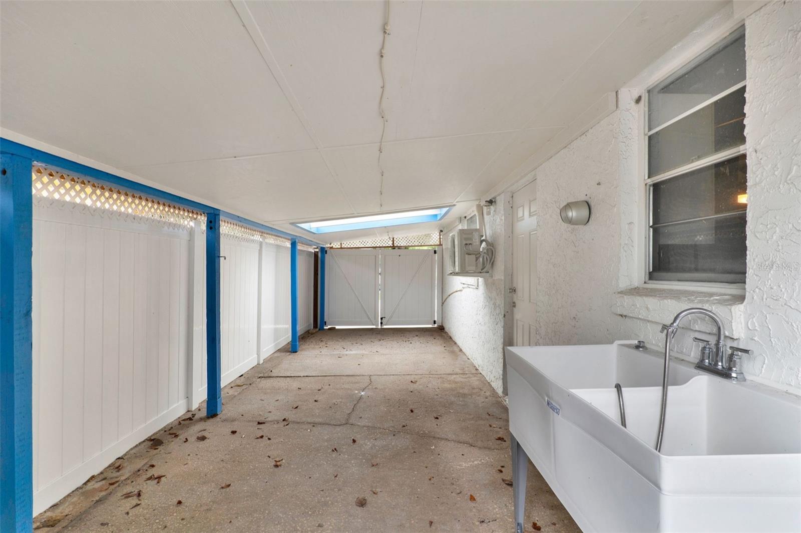 Image 14 of 20 For 8558 Cedar Cove Drive