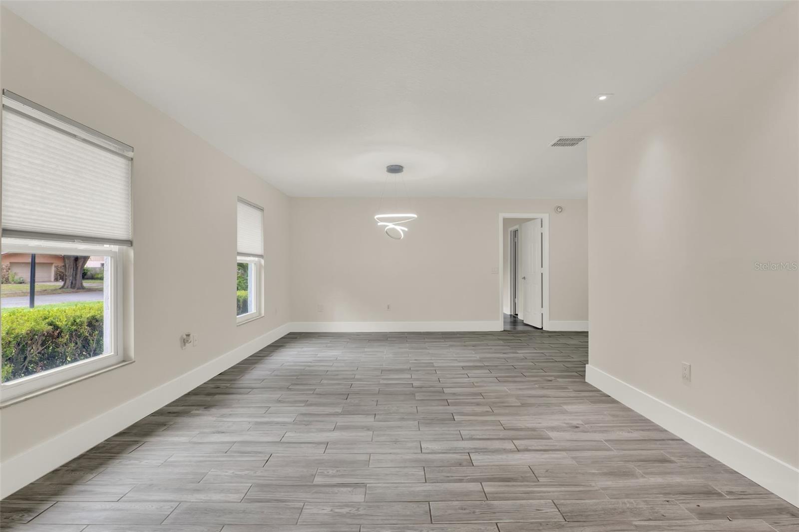 Image 4 of 20 For 8558 Cedar Cove Drive