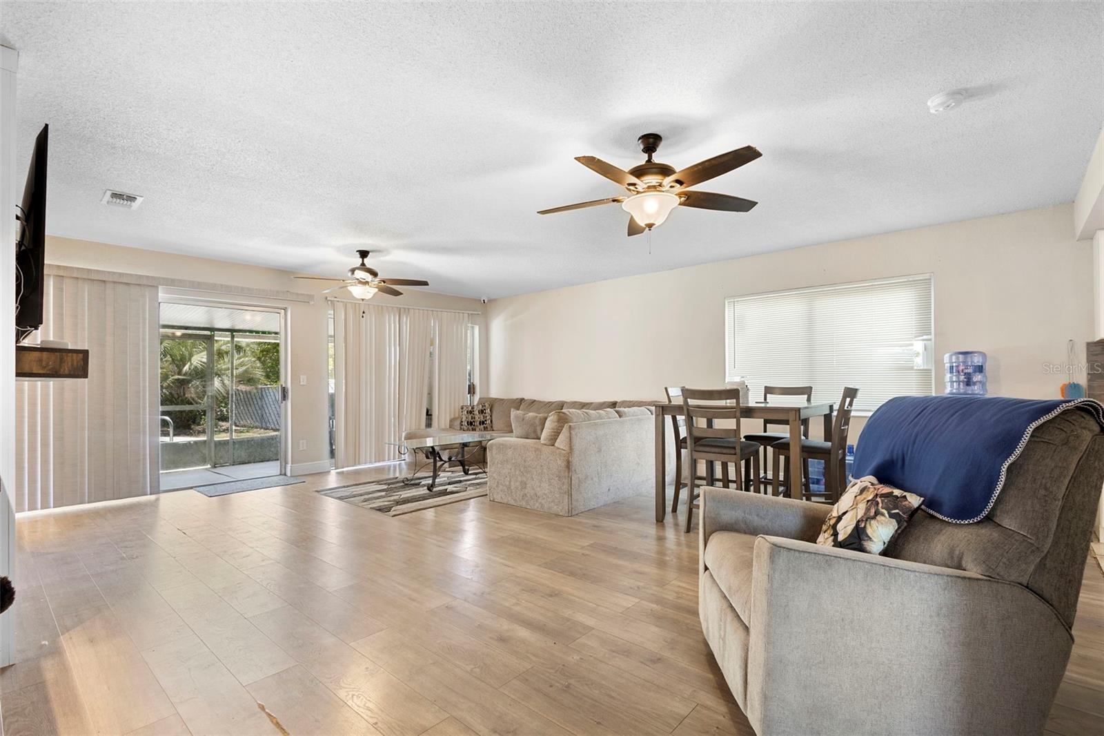 Image 19 of 43 For 1101 Abagail Drive