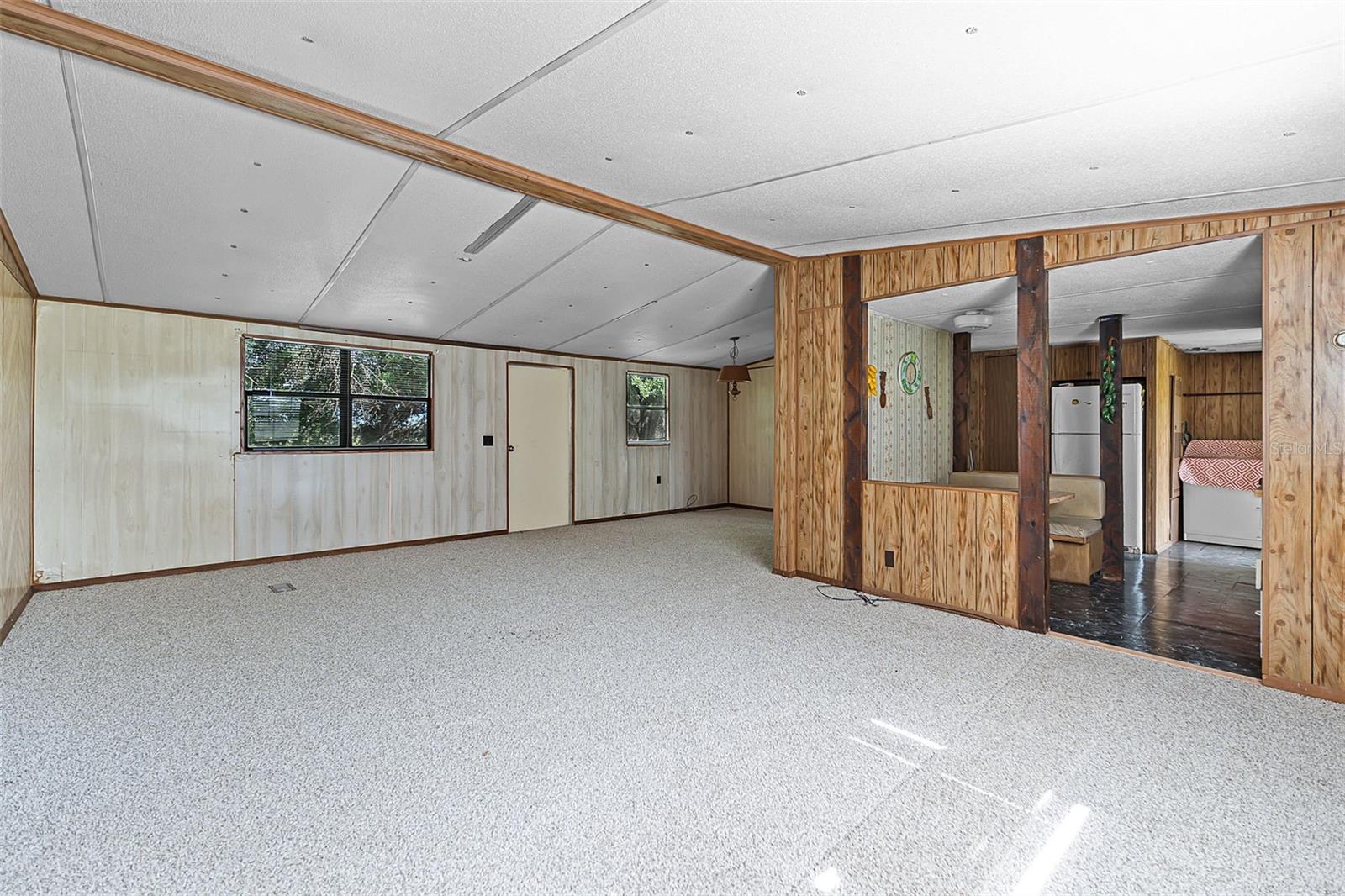 Image 7 of 39 For 7500 Lake Lowery Road
