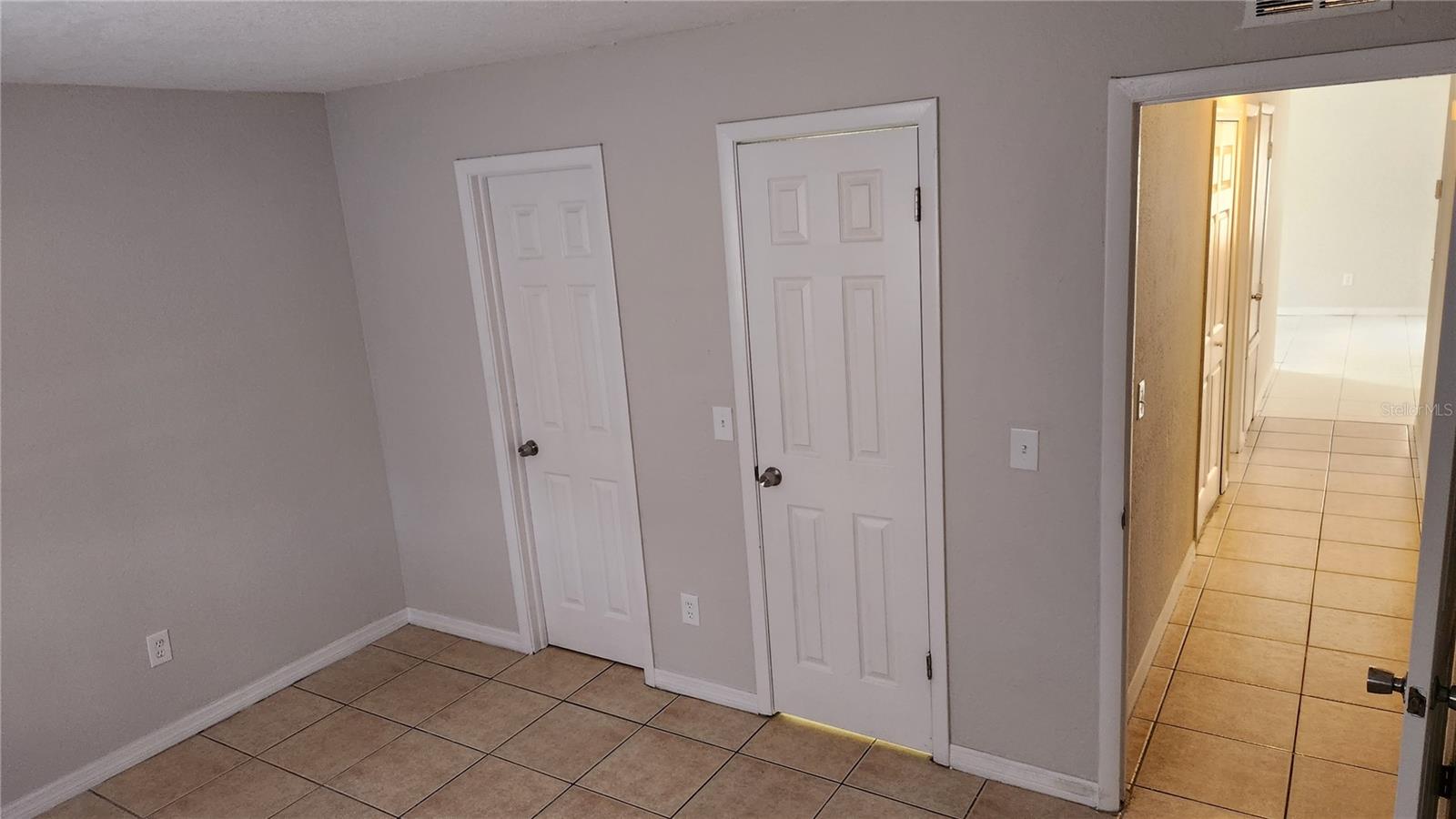 Image 2 of 4 For 4864 Stony Brook Lane