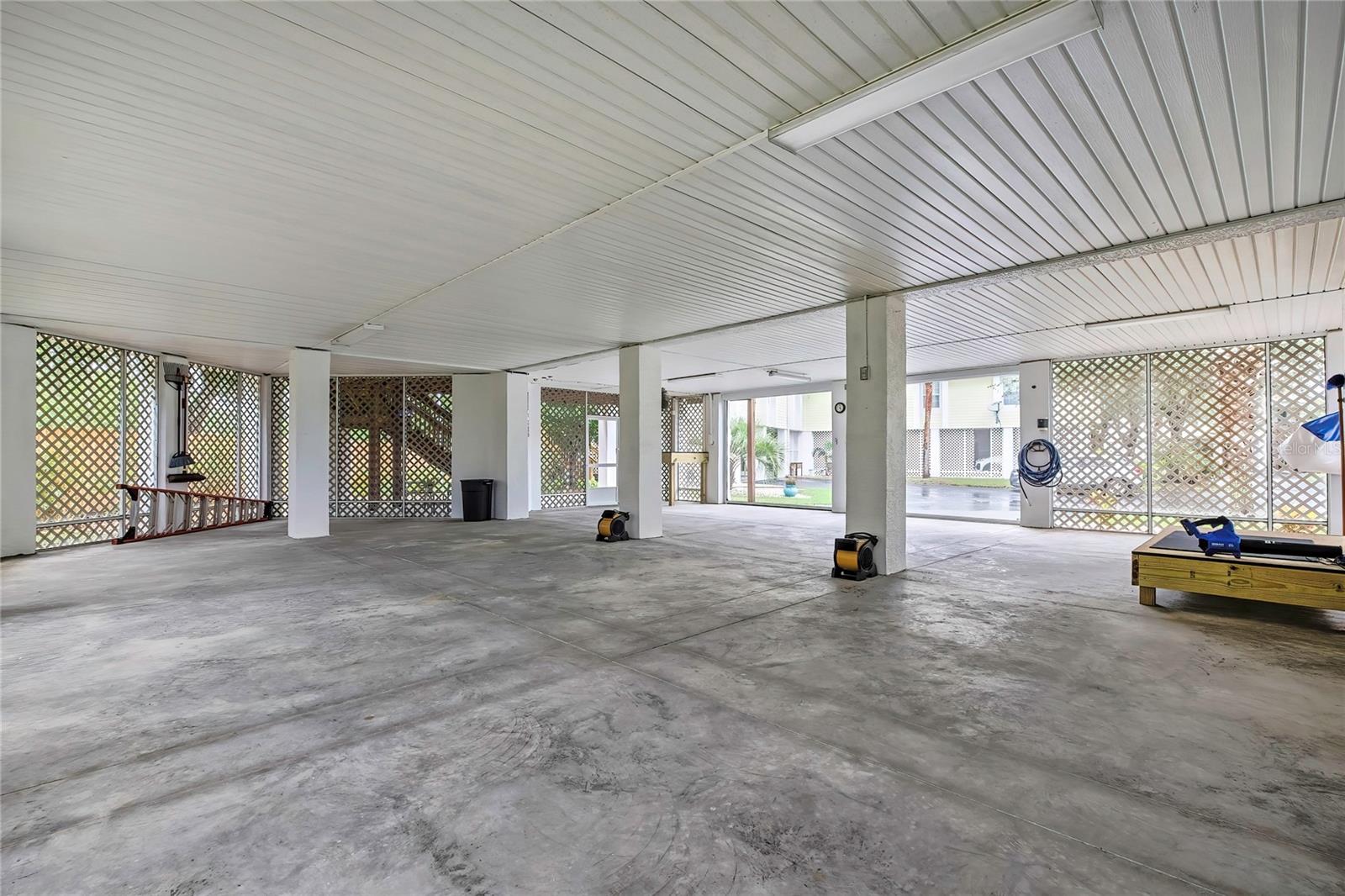 Image 42 of 45 For 11956 Blue Bayou Court 351