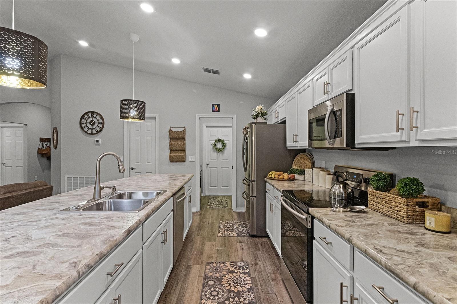 Image 13 of 28 For 475 Monticelli Drive